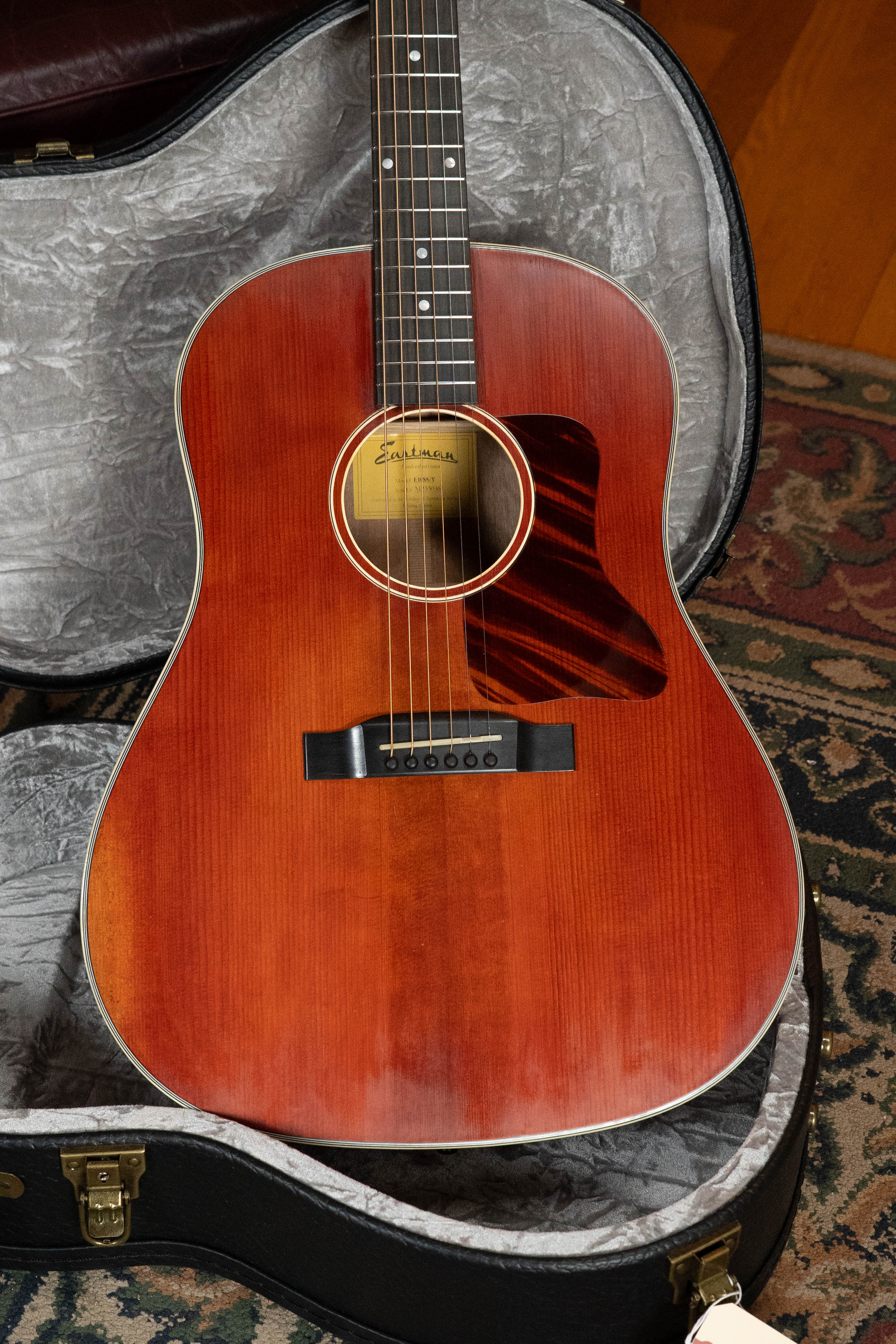 Eastman E10SS/V Adirondack/Mahogany Antique Classic Finish Slope Shoulder Dreadnought Acoustic Guitar #0361