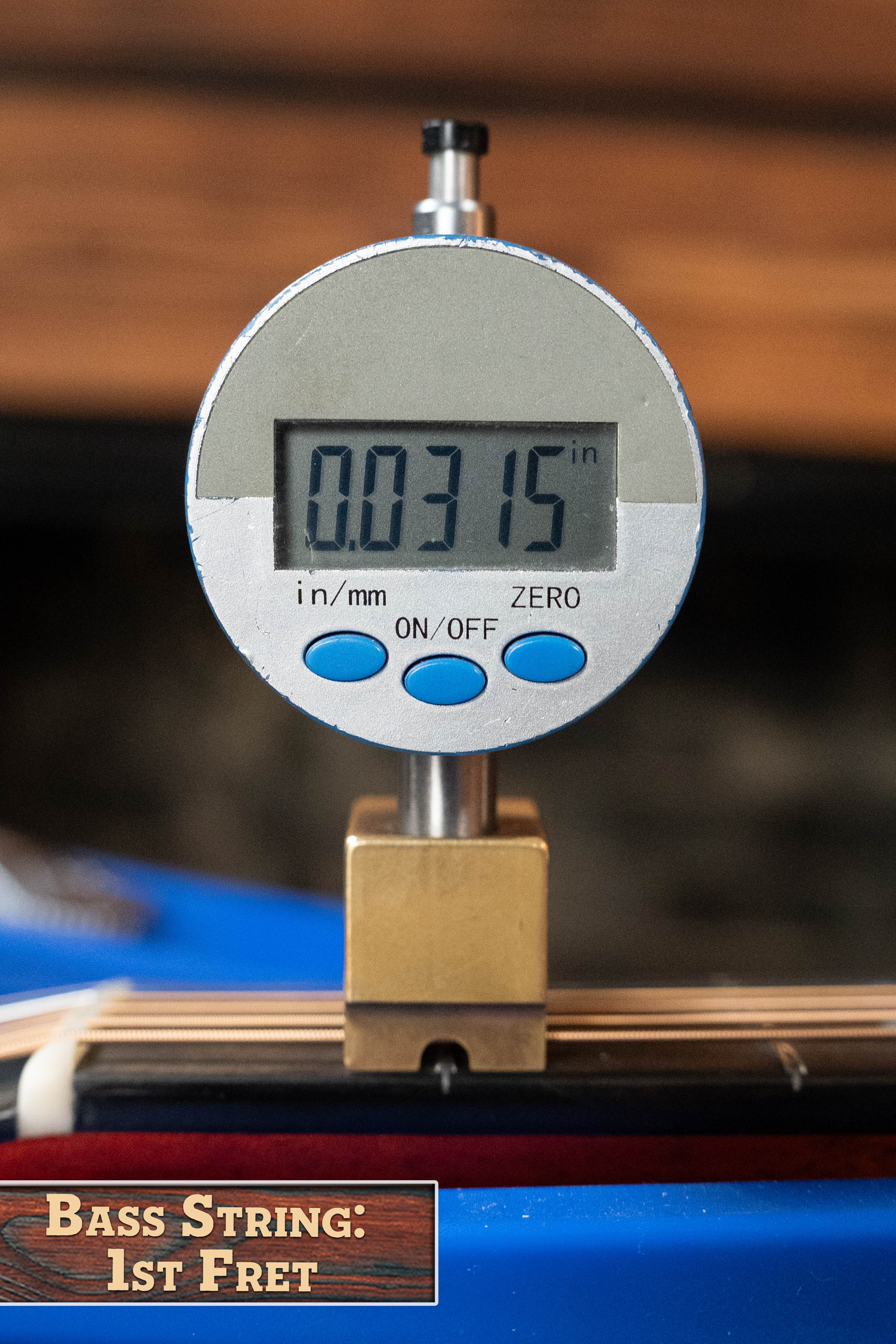 Eastman E10SS/V Adirondack/Mahogany Antique Classic Finish Slope Shoulder Dreadnought Acoustic Guitar #0361