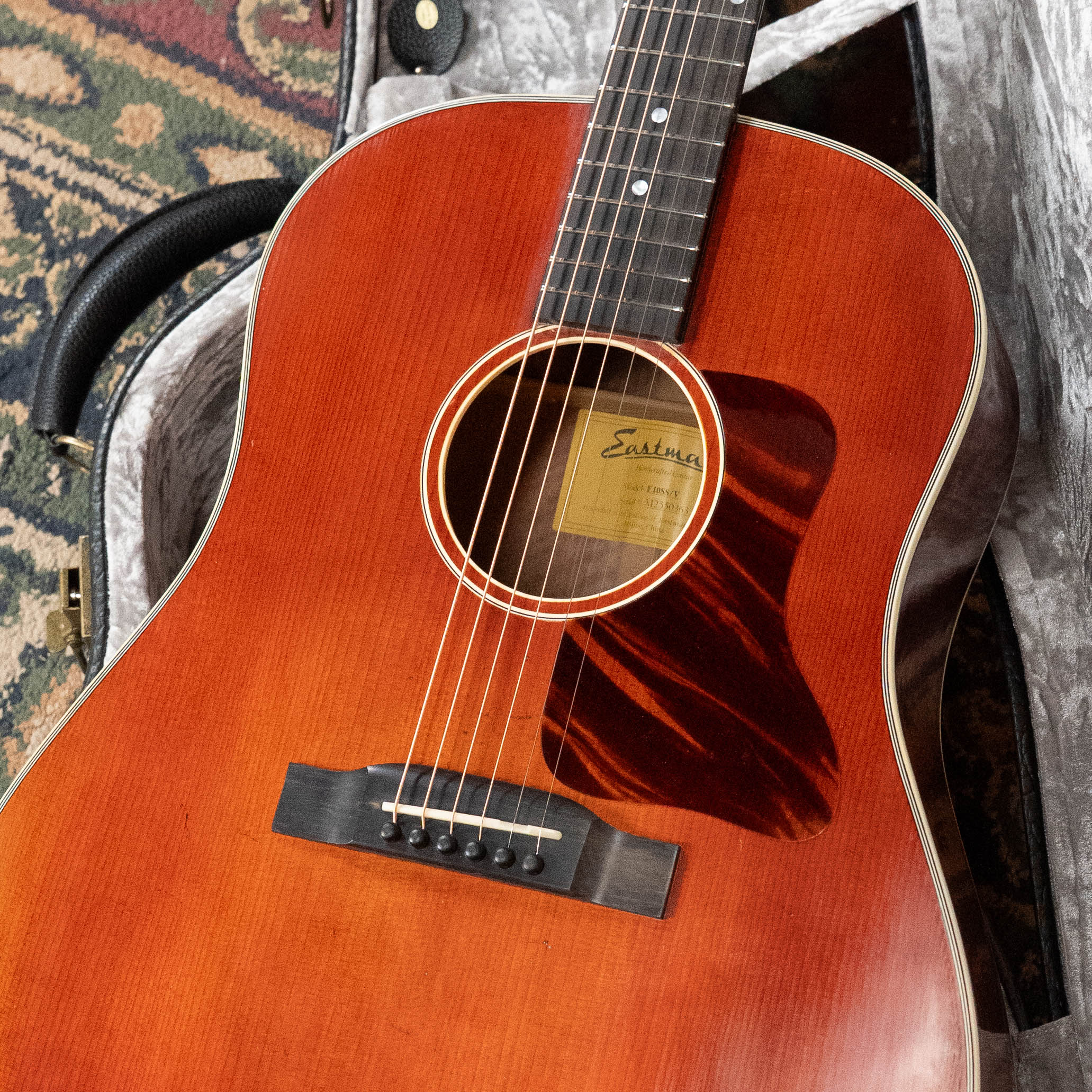 Eastman E10SS/V Adirondack/Mahogany Antique Classic Finish Slope Shoulder Dreadnought Acoustic Guitar #0363