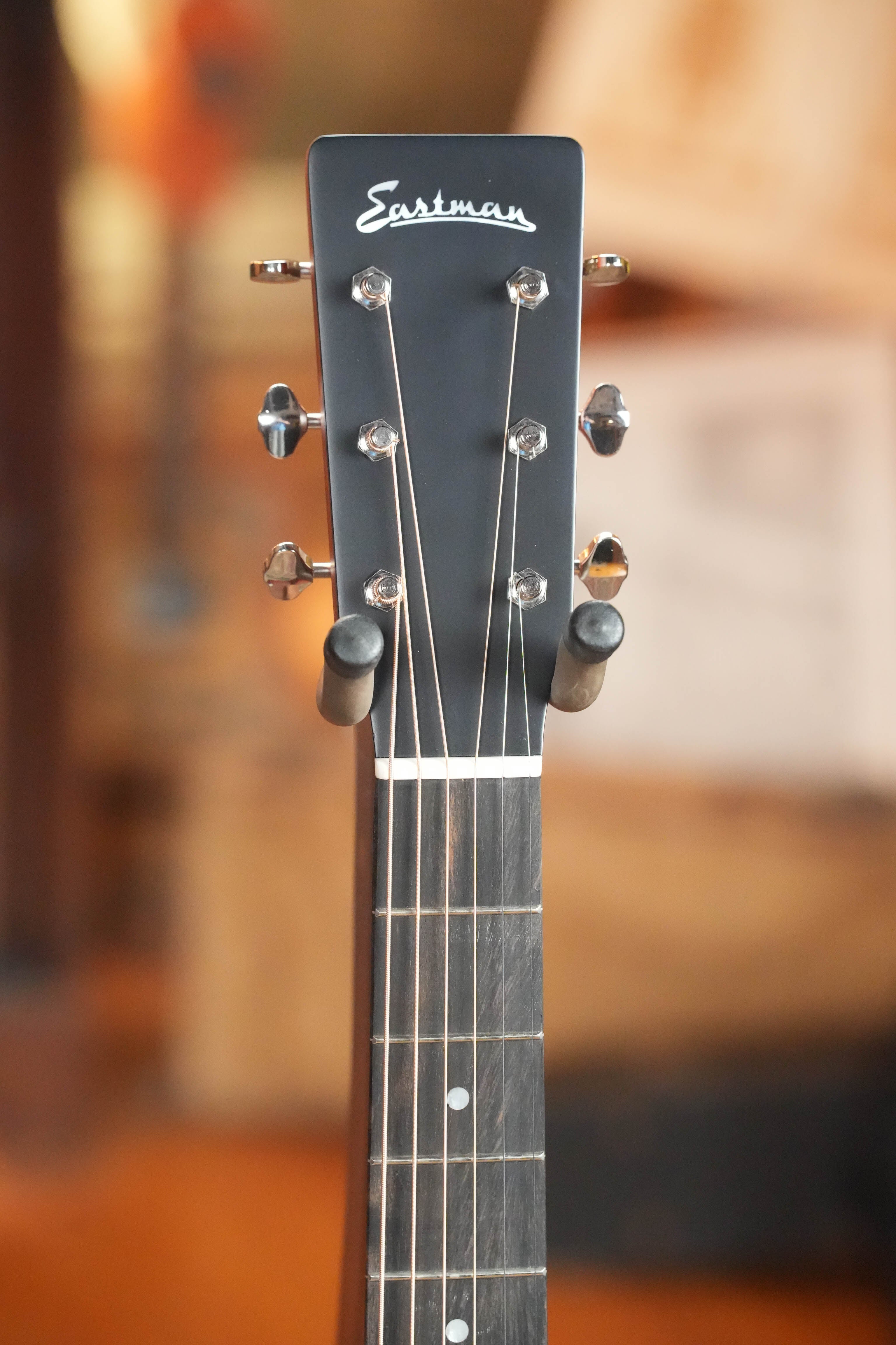 Eastman E1D-CLA Classic Finish Dreadnought Acoustic Guitar #9429