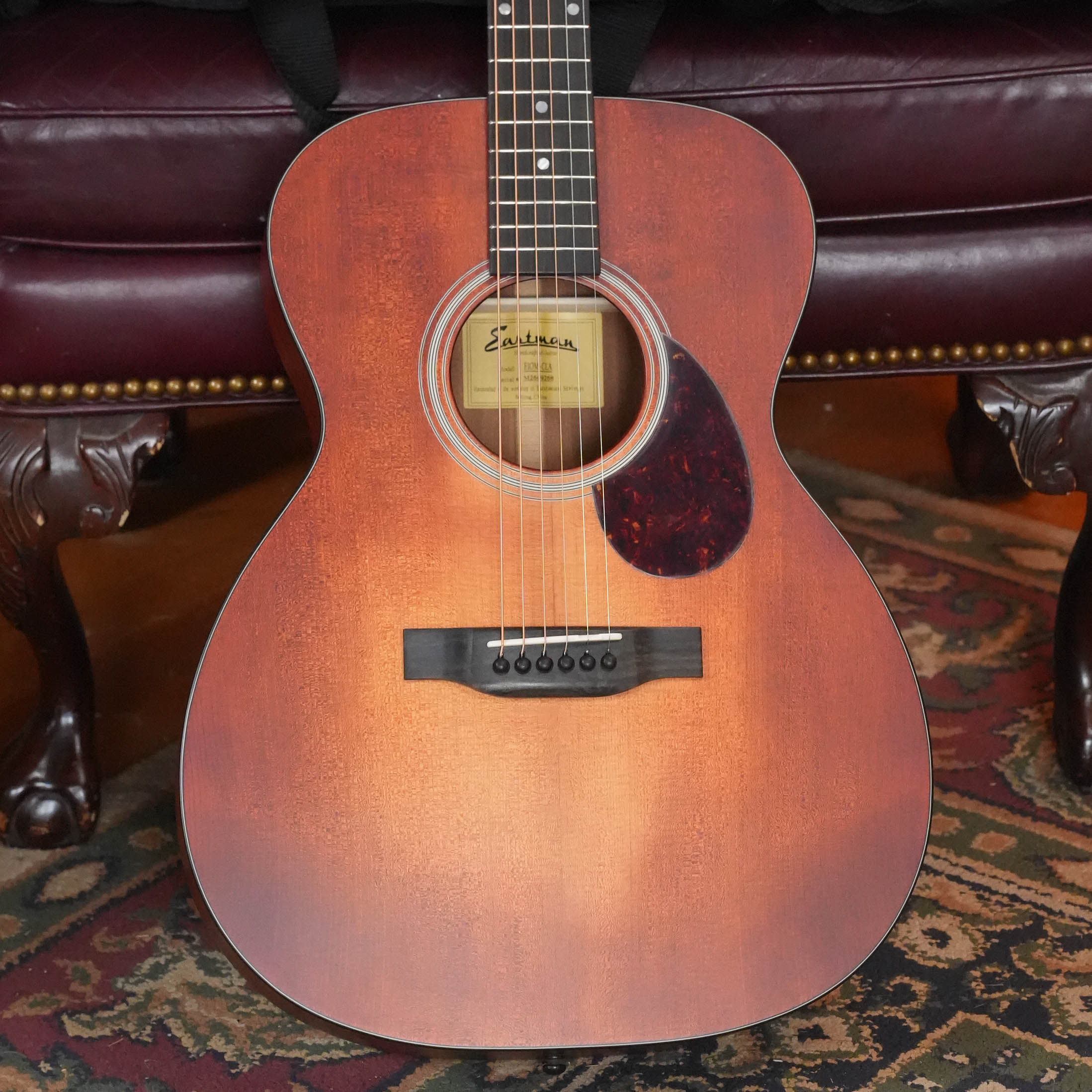 Eastman E1OM-CLA All Solid Sitka/Sapele Classic Finish Orchestra Model Acoustic Guitar #9268