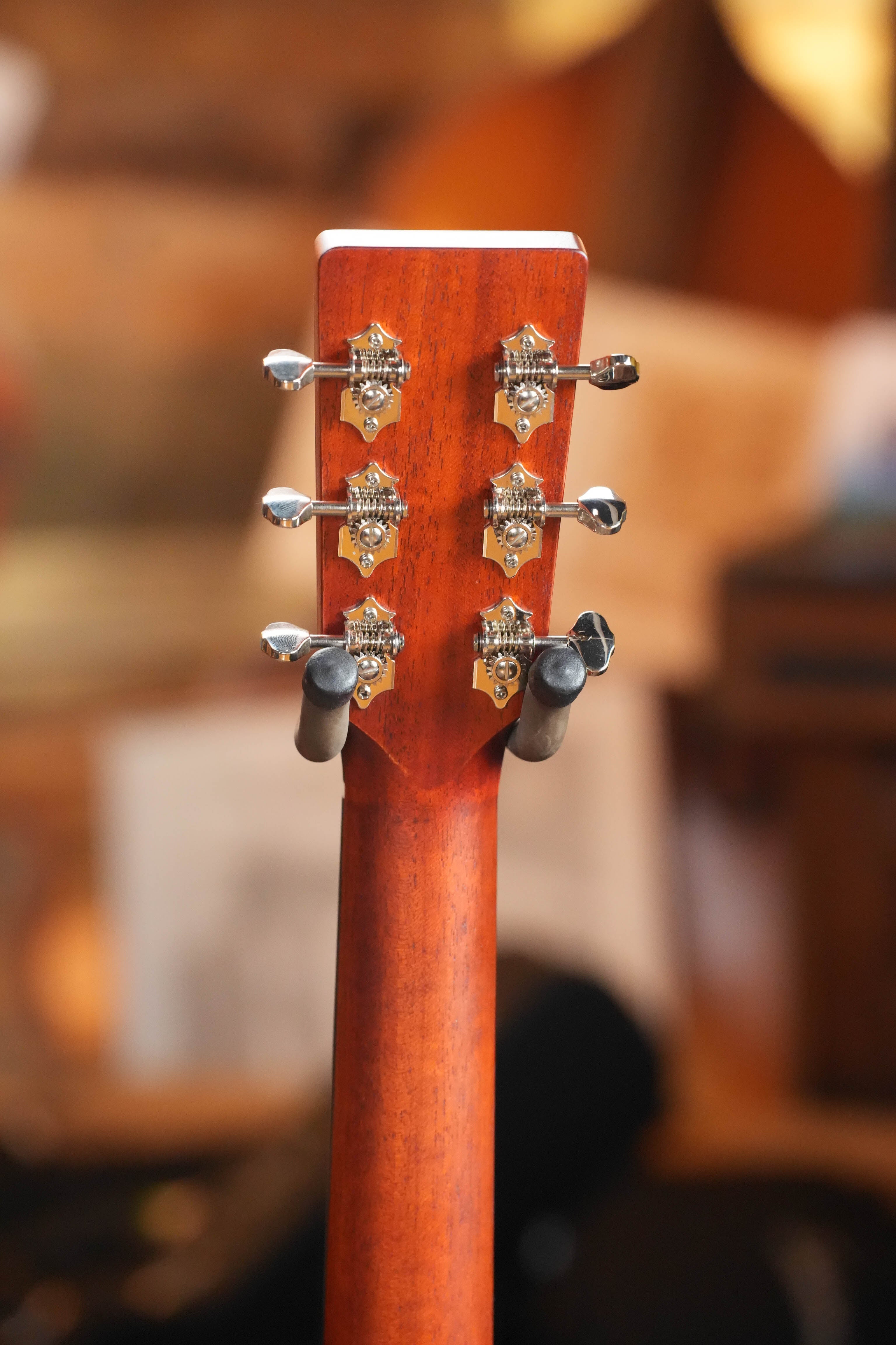 Eastman E1OM-CLA All Solid Sitka/Sapele Classic Finish Orchestra Model Acoustic Guitar #9269