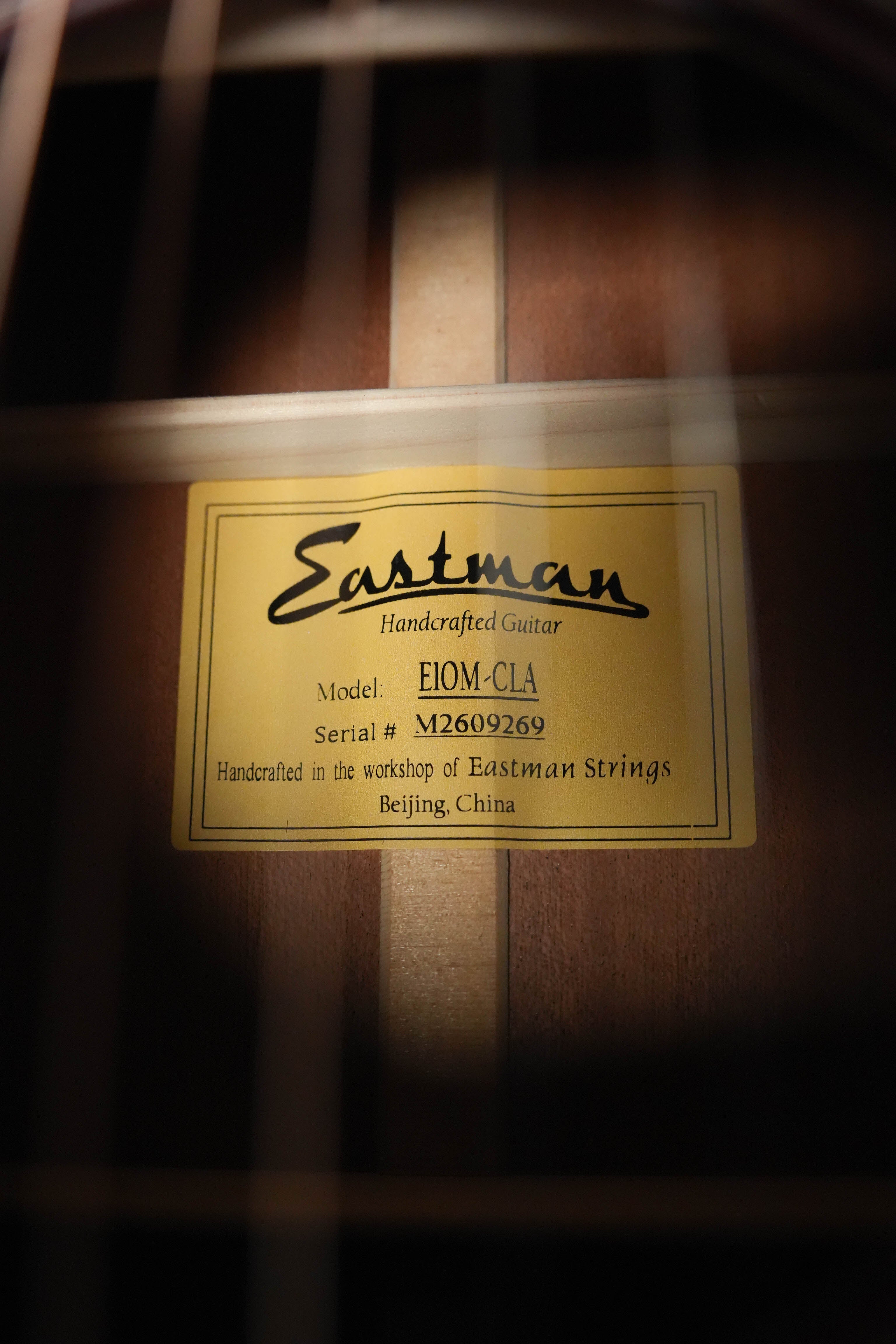 Eastman E1OM-CLA All Solid Sitka/Sapele Classic Finish Orchestra Model Acoustic Guitar #9269