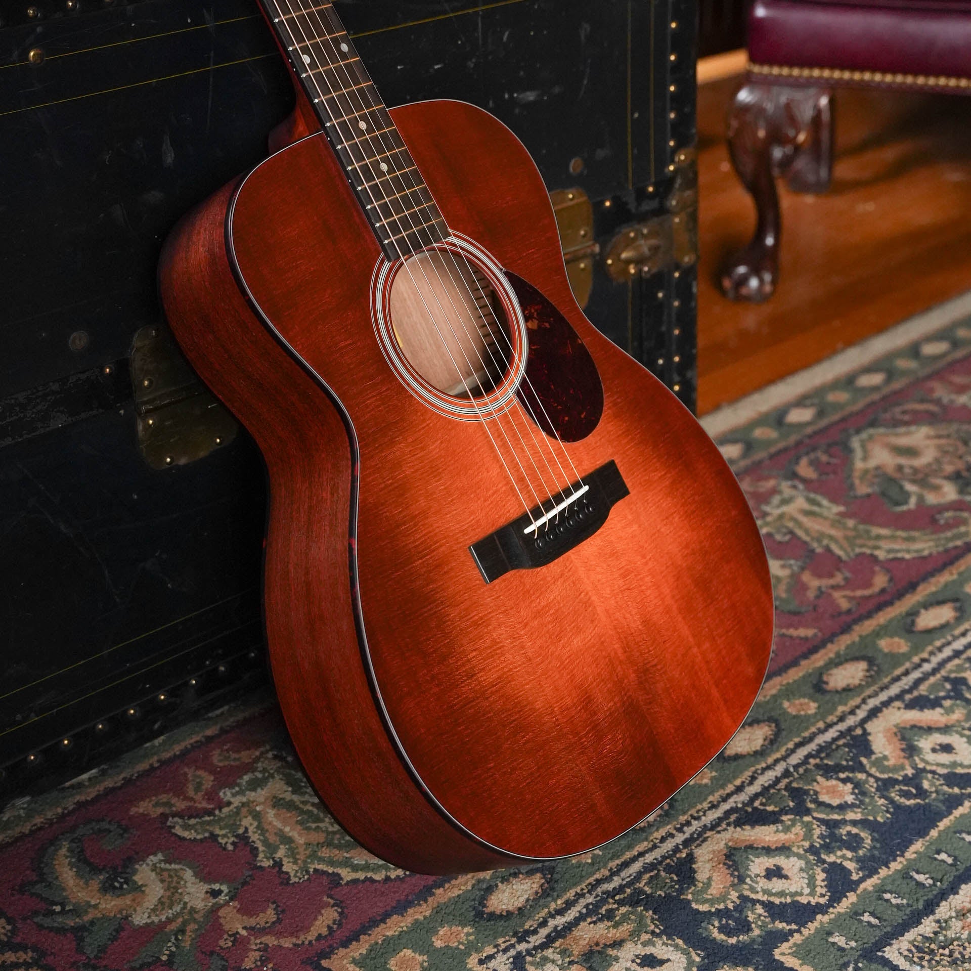 Eastman E1OM-CLA Classic Finish Orchestra Model Acoustic Guitar #5778