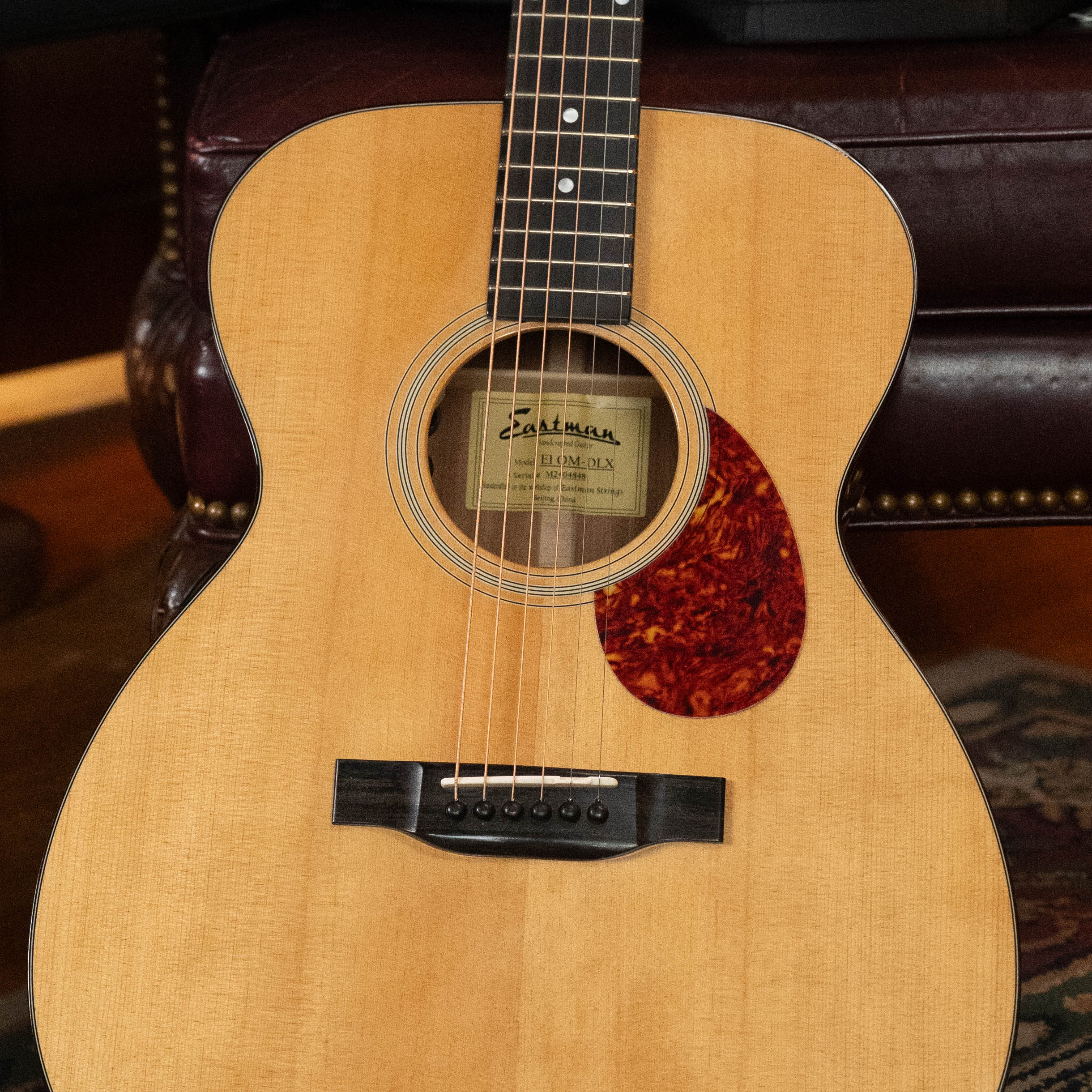 Eastman E1OM-DLX All Solid Sitka/Sapele Guitar w/Fishman Pickup #4848