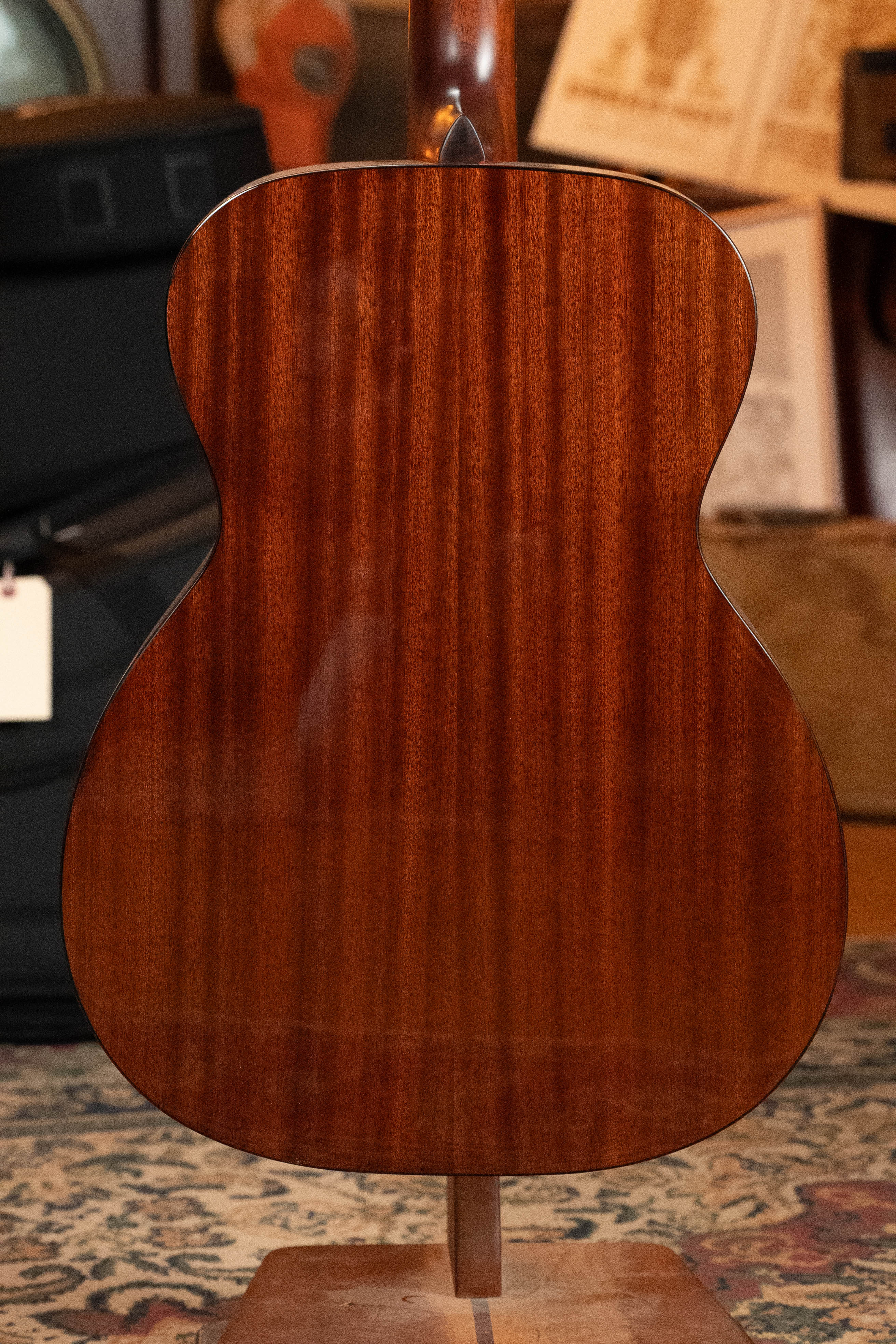 Eastman E1OM-DLX All Solid Sitka/Sapele Guitar w/Fishman Pickup #4848