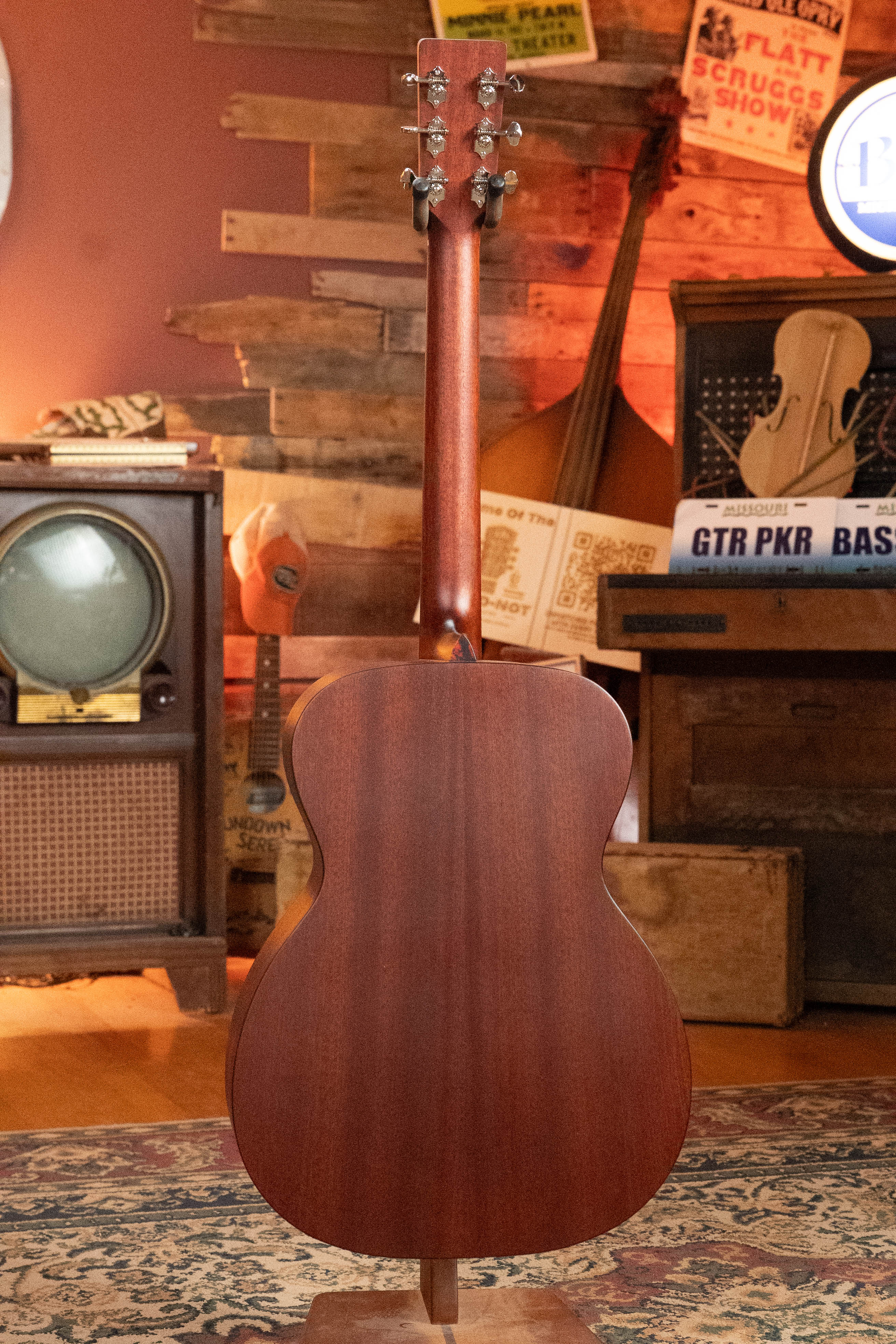 Eastman E1OM All Solid Sitka/Sapele Acoustic Guitar #7765