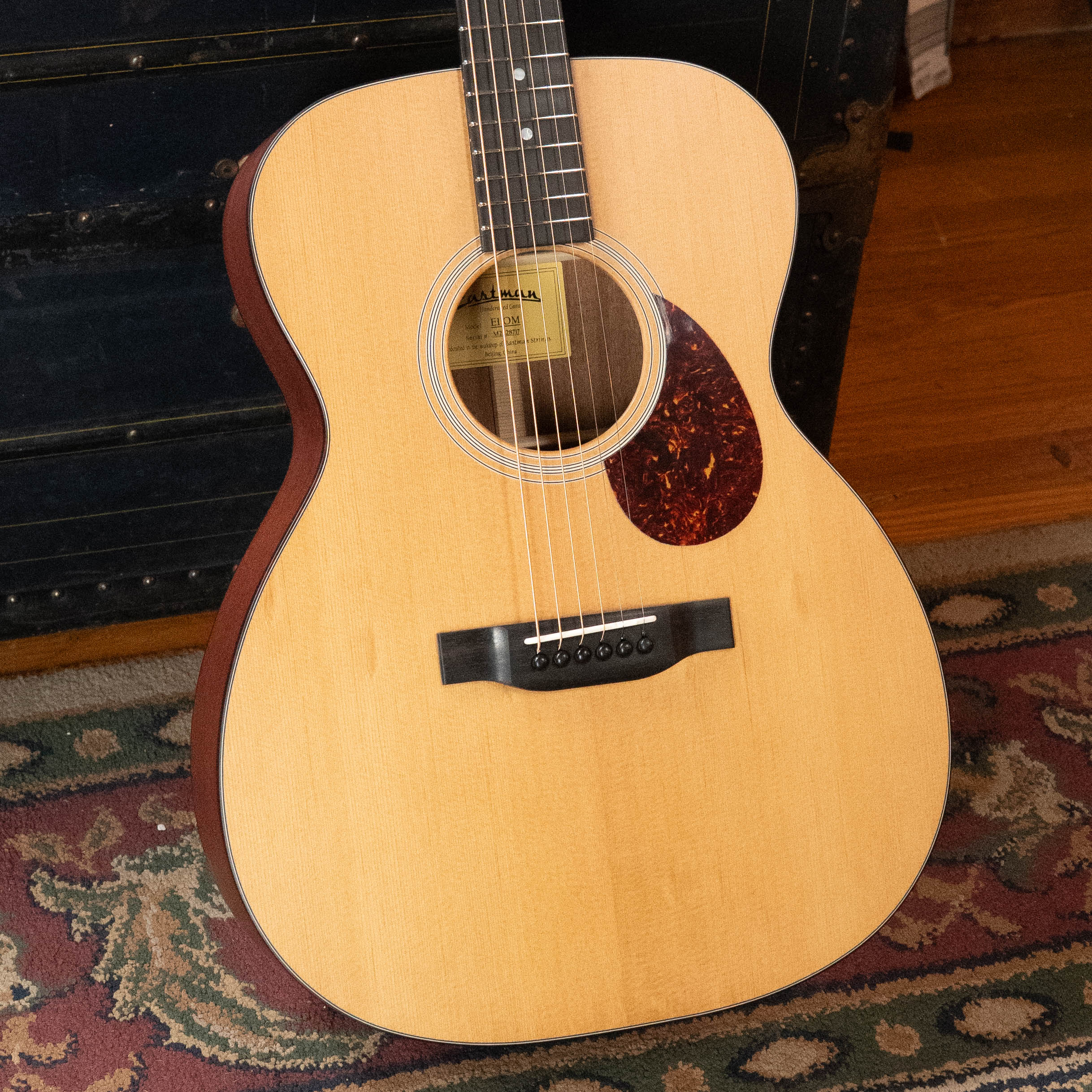 Eastman E1OM All Solid Sitka/Sapele Orchestra Model Acoustic Guitar #8717