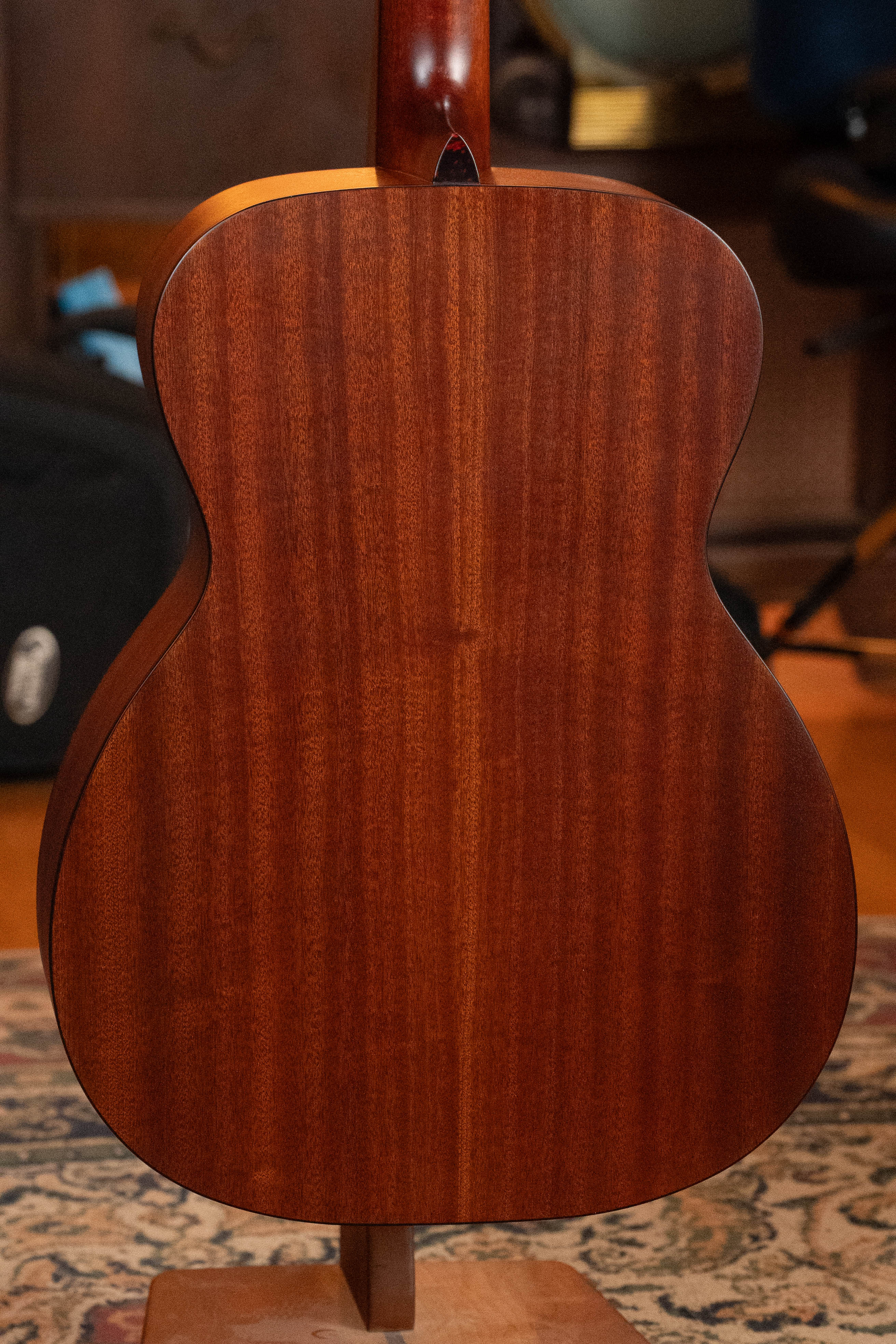 Eastman E1OM All Solid Sitka/Sapele Orchestra Model Acoustic Guitar #8717