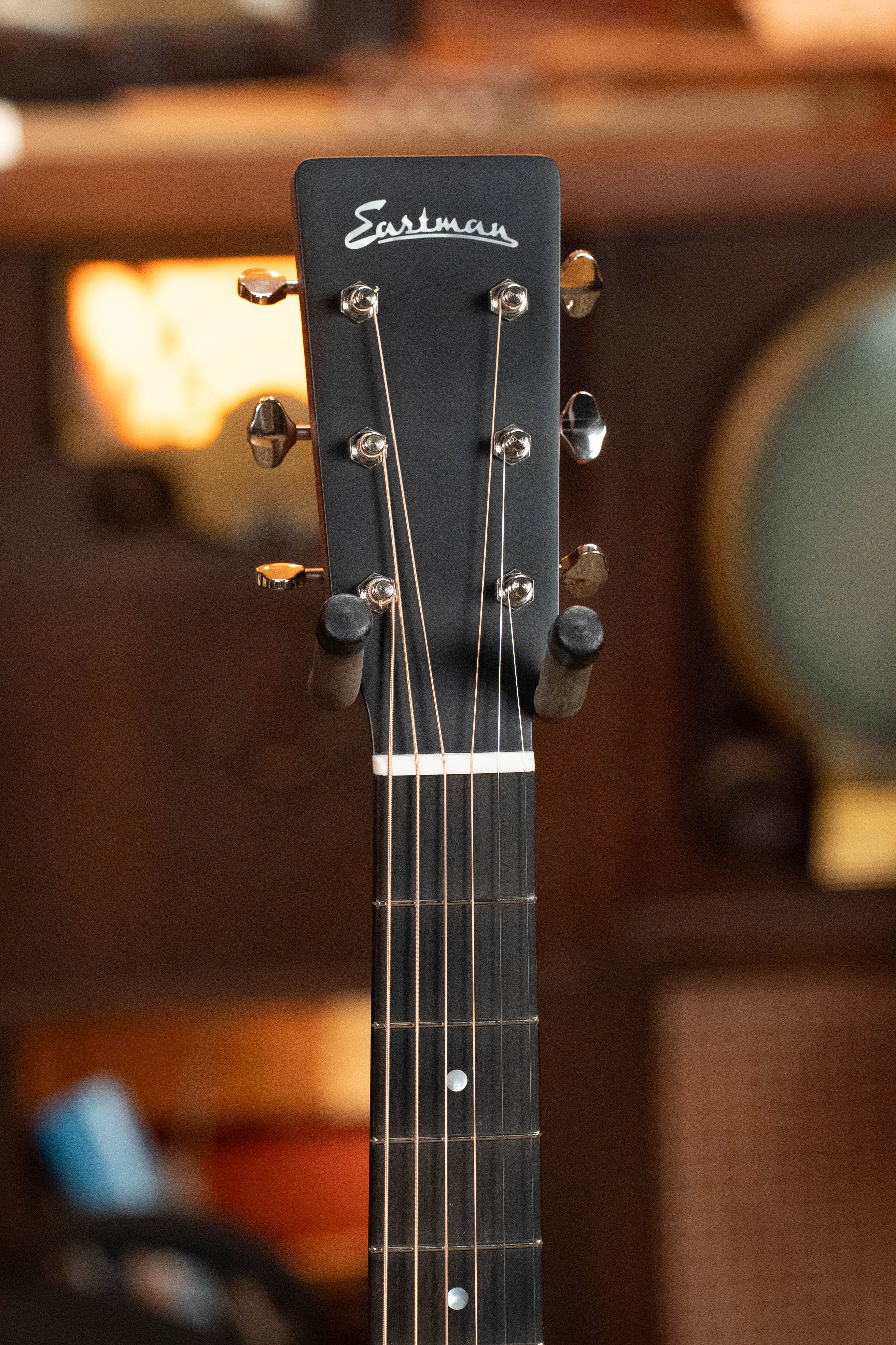 Eastman E1OM All Solid Sitka/Sapele Orchestra Model Acoustic Guitar #8717