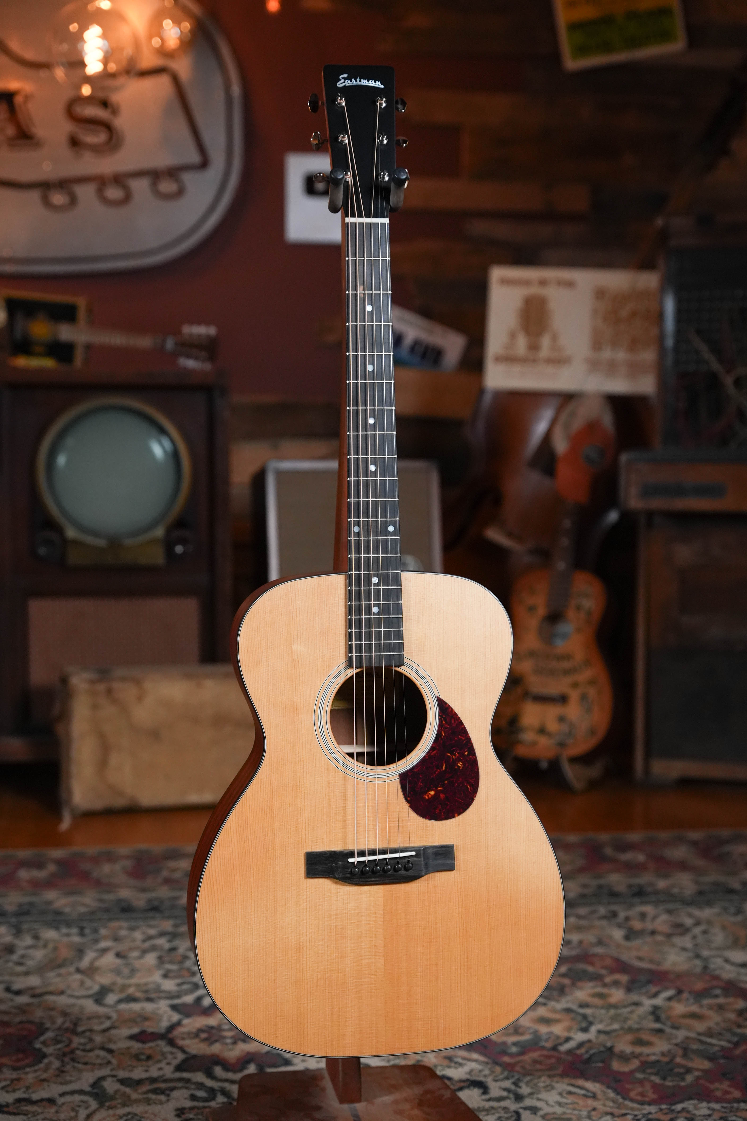Eastman E1OM Orchestra Model Acoustic Guitar #8814