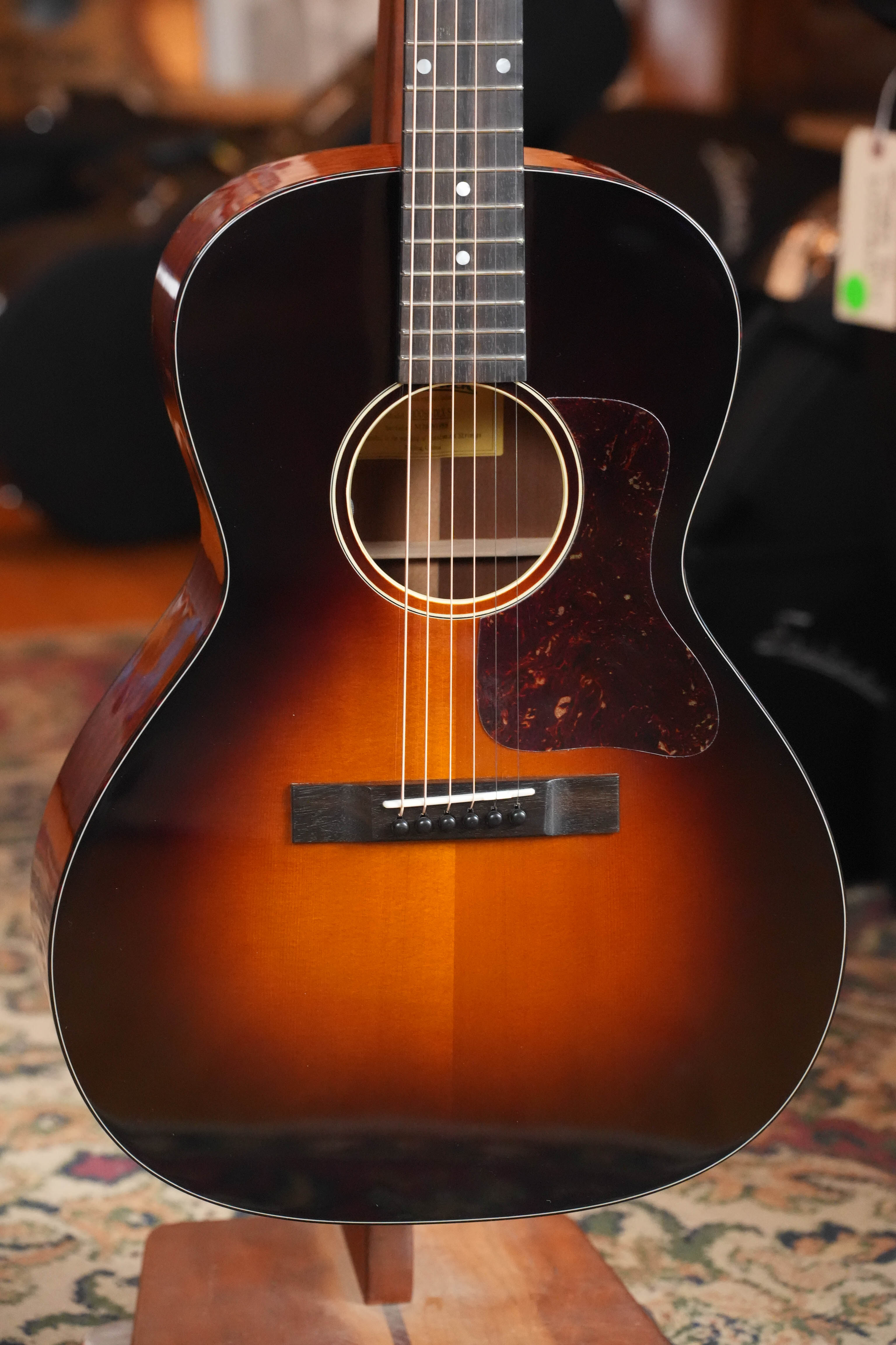 Eastman E1OOSS-DLX-SB Sunburst 00 Acoustic-Electric Guitar #0388