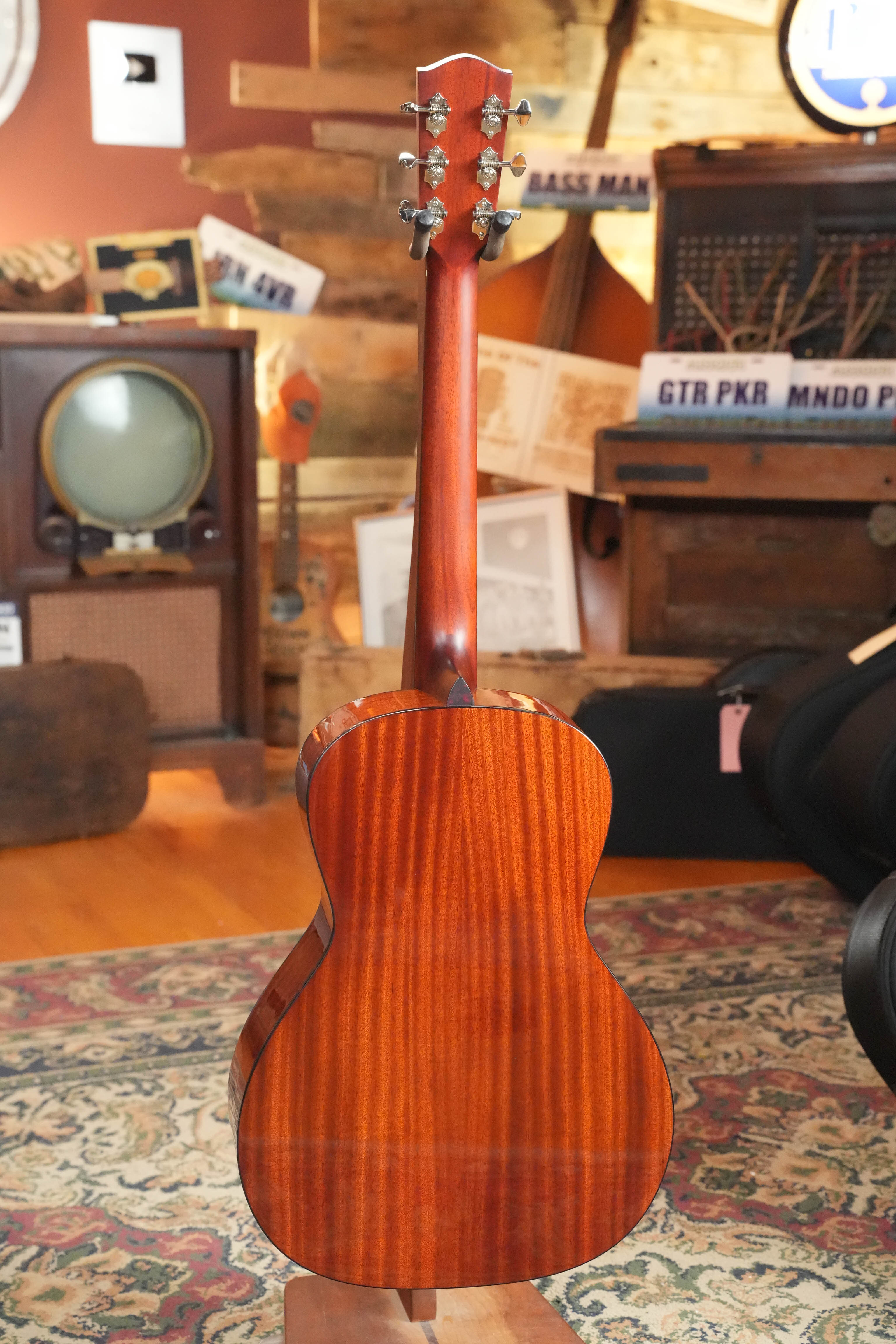 Eastman E1OOSS-DLX-SB Sunburst 00 Acoustic-Electric Guitar #1764