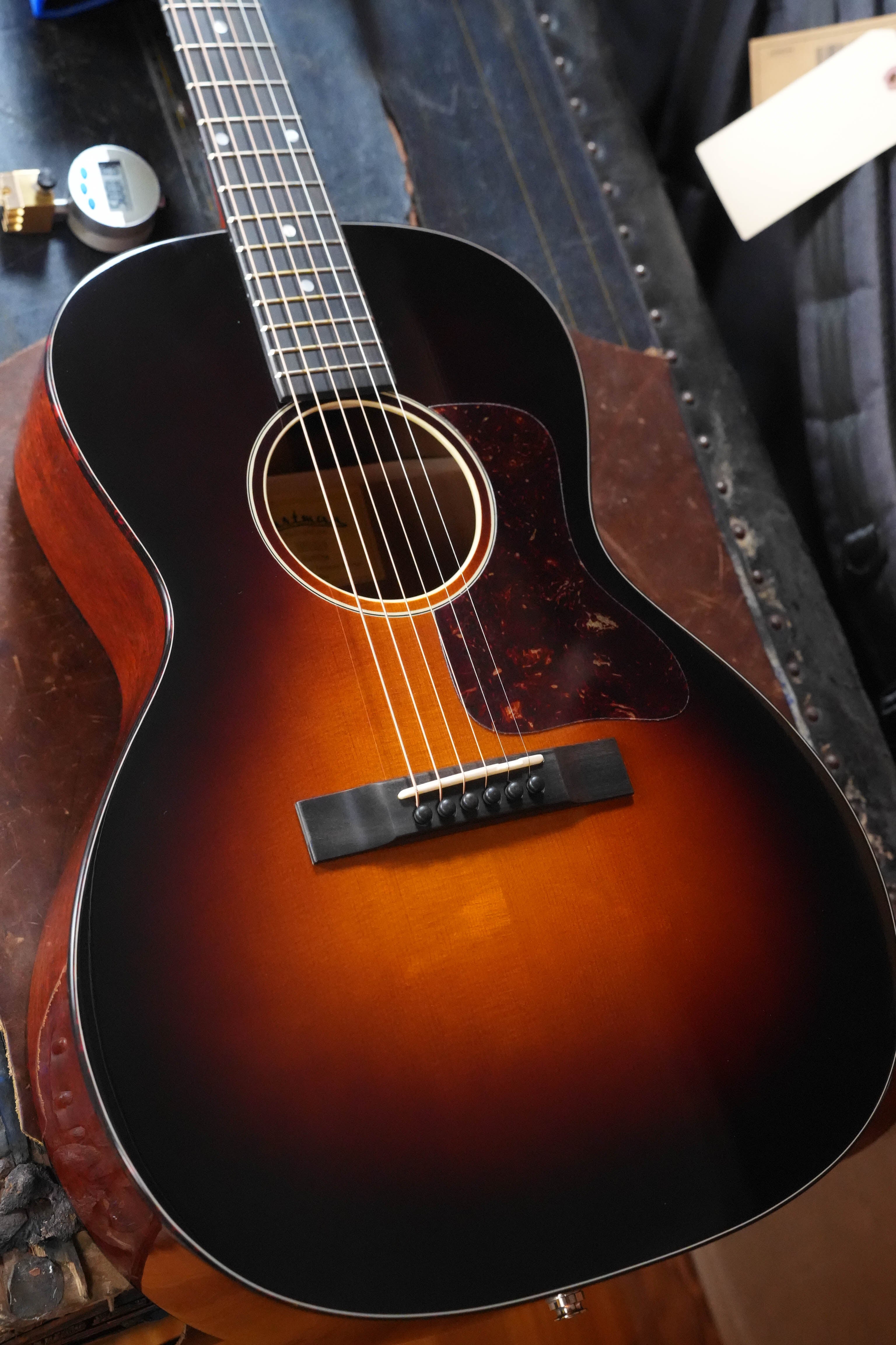 Eastman E1OOSS-DLX-SB Sunburst 00 Acoustic-Electric Guitar #1766