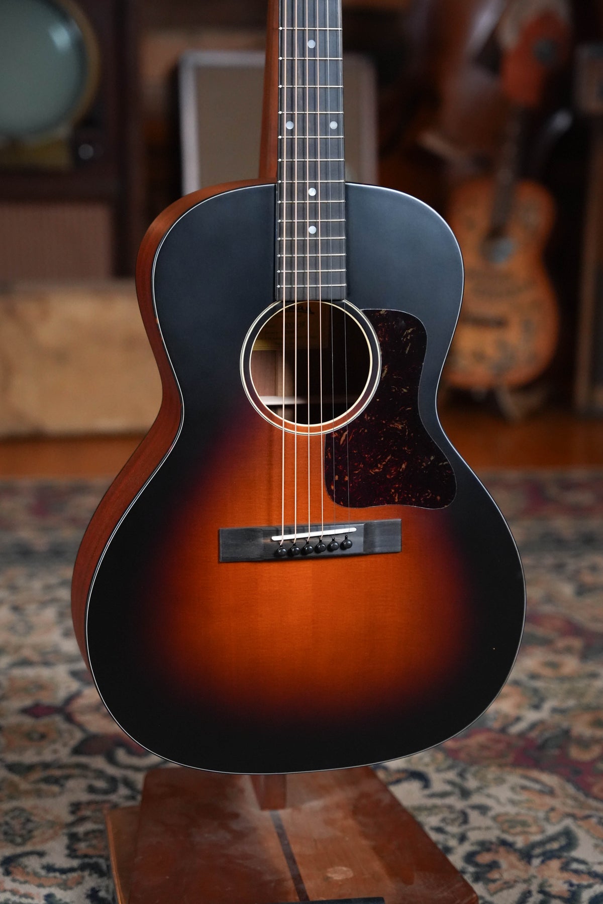 Eastman E1OOSS-SB Sunburst OO Slope Shoulder Acoustic Guitar #6927