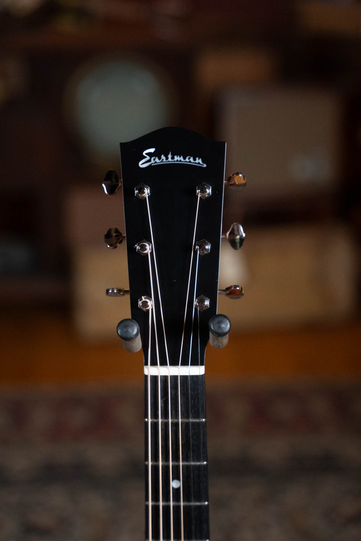 Eastman E1OOSS-SB Sunburst OO Slope Shoulder Acoustic Guitar #6928