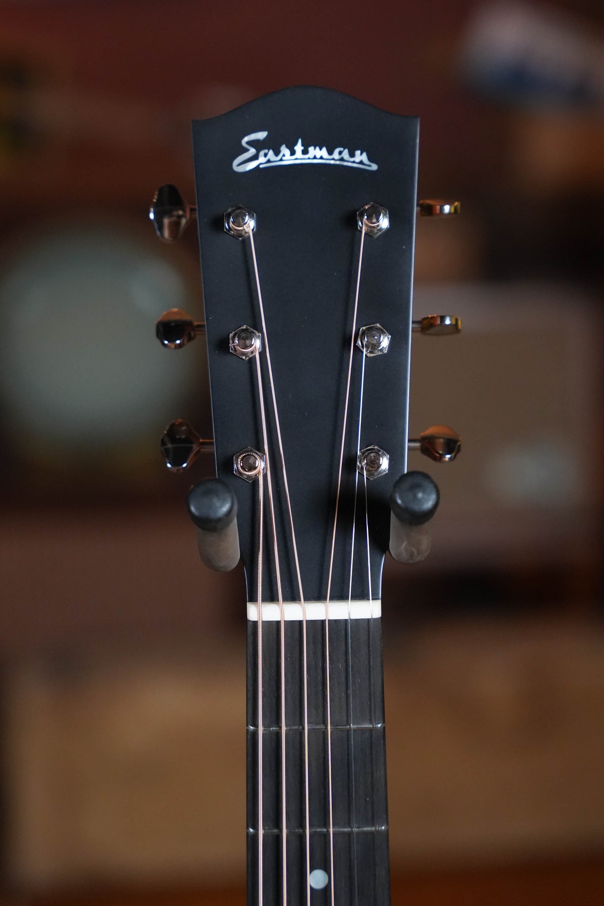 Eastman E1OOSS-SB Sunburst OO Slope Shoulder Acoustic Guitar #7484