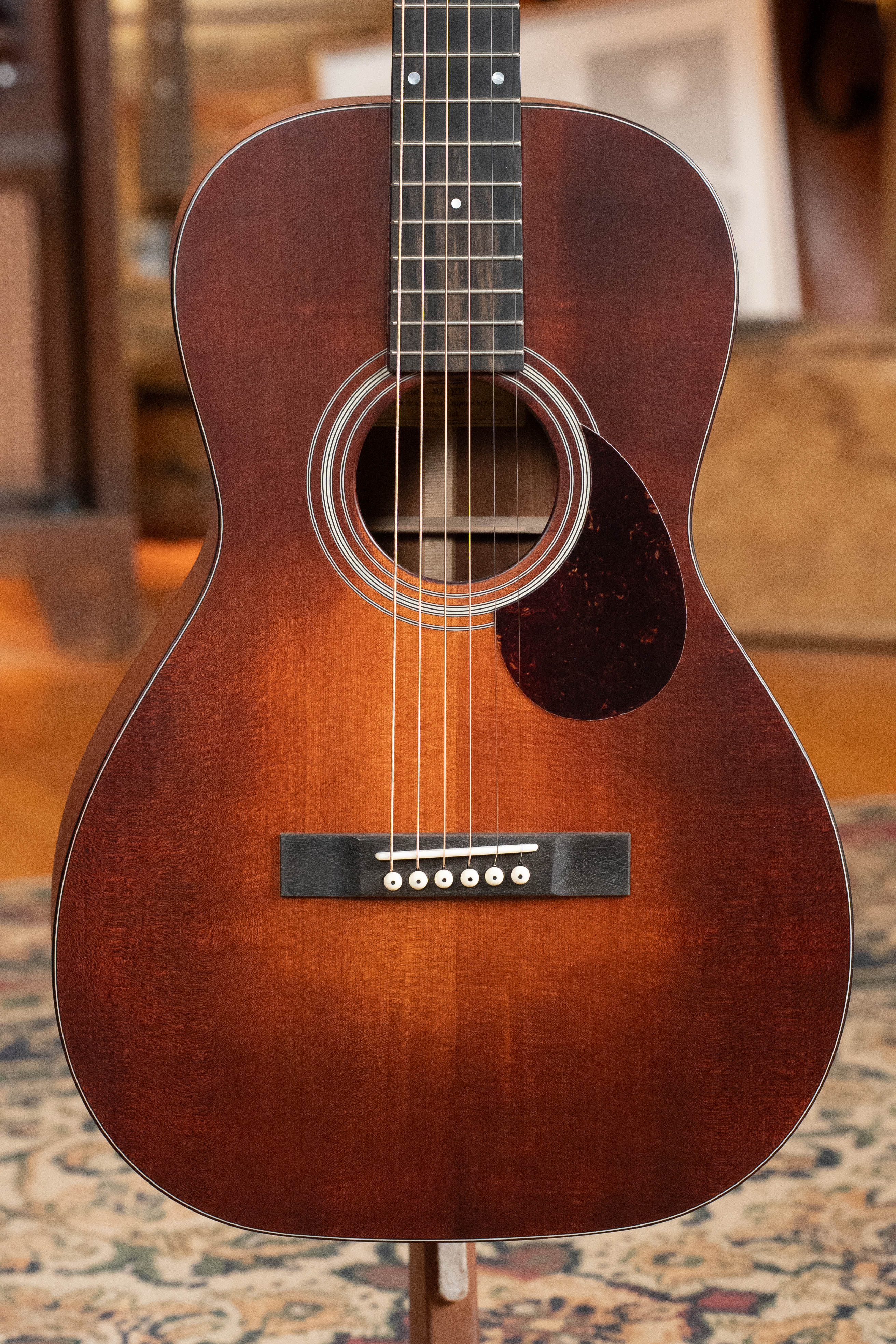 Eastman E1P-CLA Sitka/Sapele Classic Finish Parlor Acoustic Guitar #5735