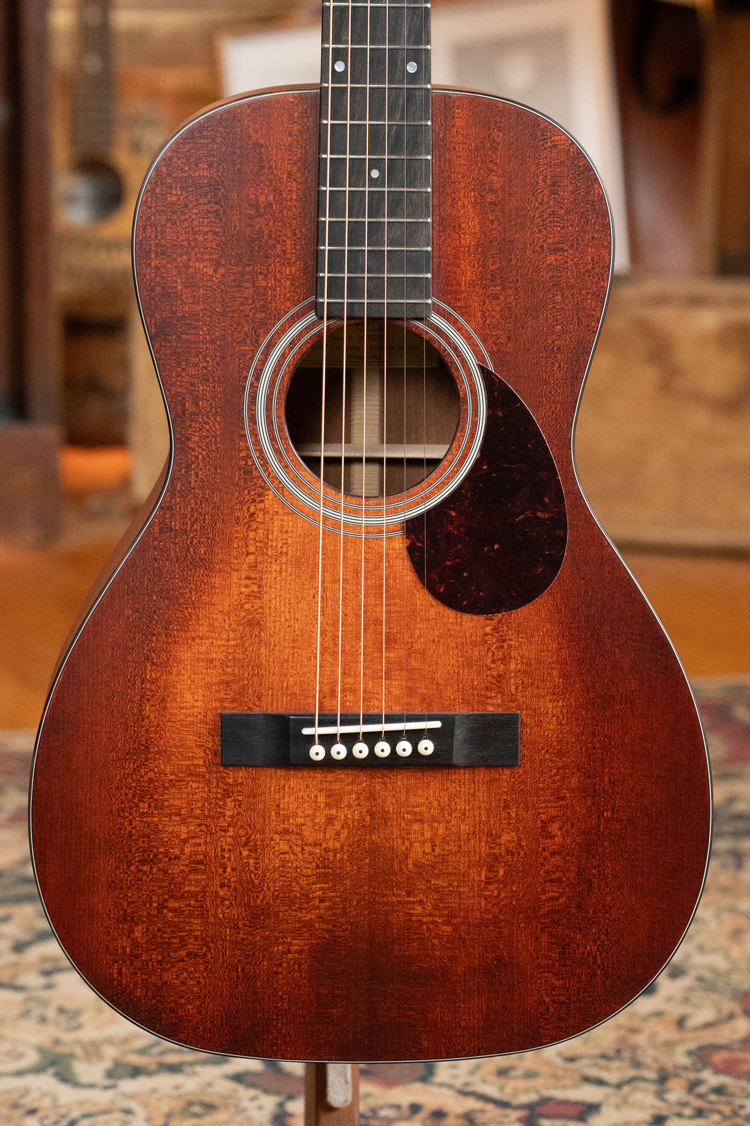 Eastman E1P-CLA Sitka/Sapele Classic Finish Parlor Acoustic Guitar #5737