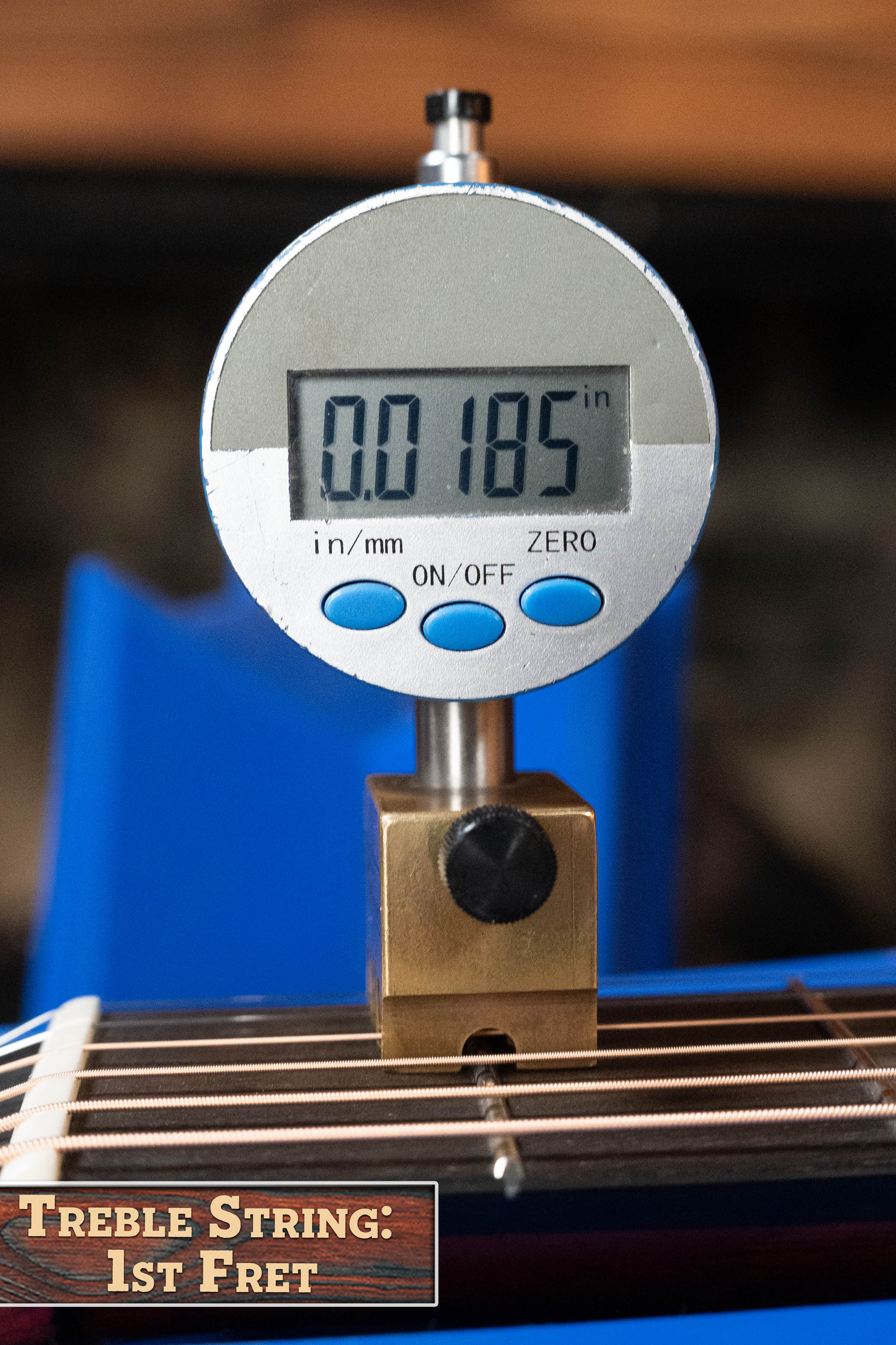 Eastman E1P-DLX-SB Sitka/Sapele Sunburst Parlor Guitar w/Fishman Pickup #9497