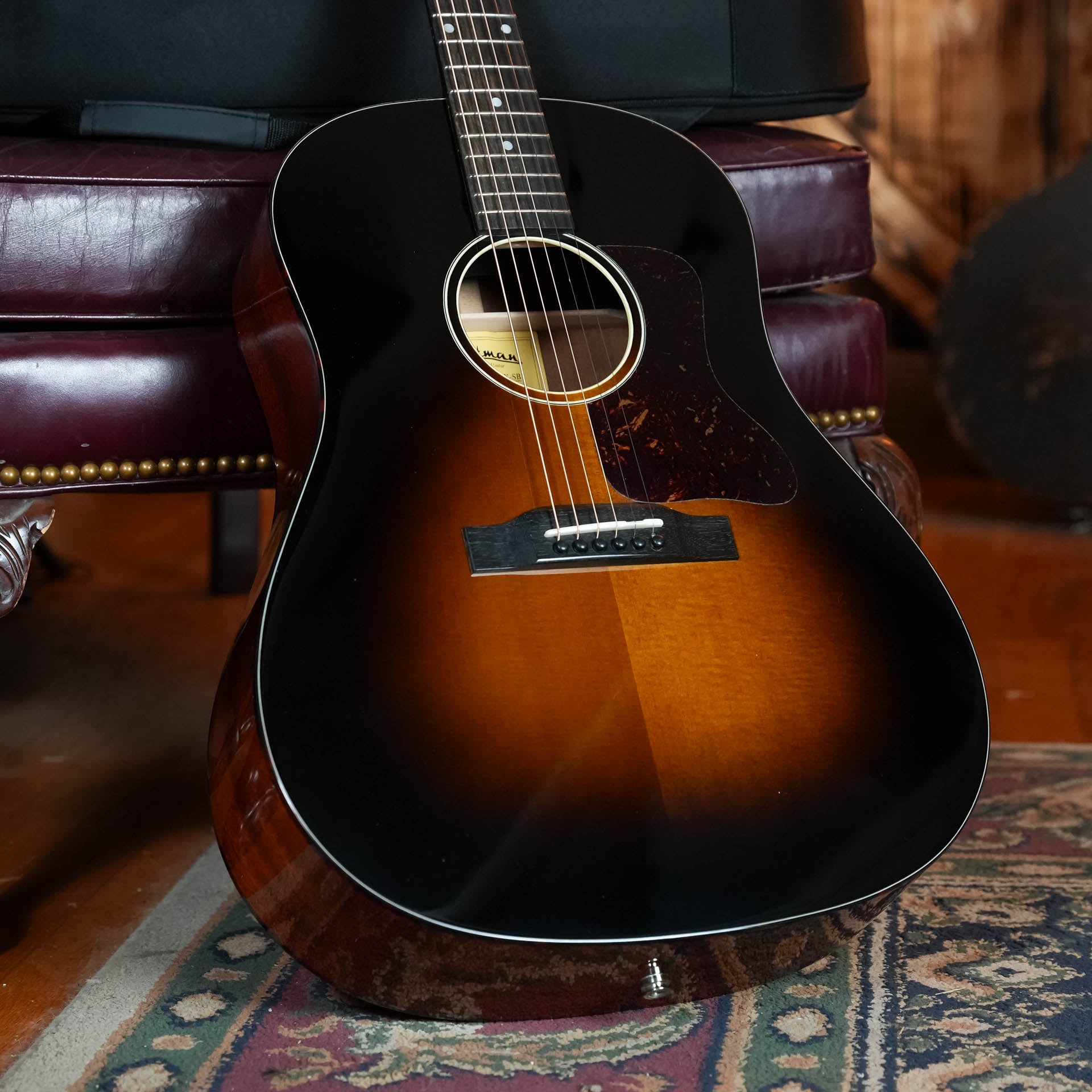 Eastman E1SS-DLX-SB Sitka/Sapele Sunburst Slope Shoulder Dreadnought Guitar w/Fishman Pickup #3189