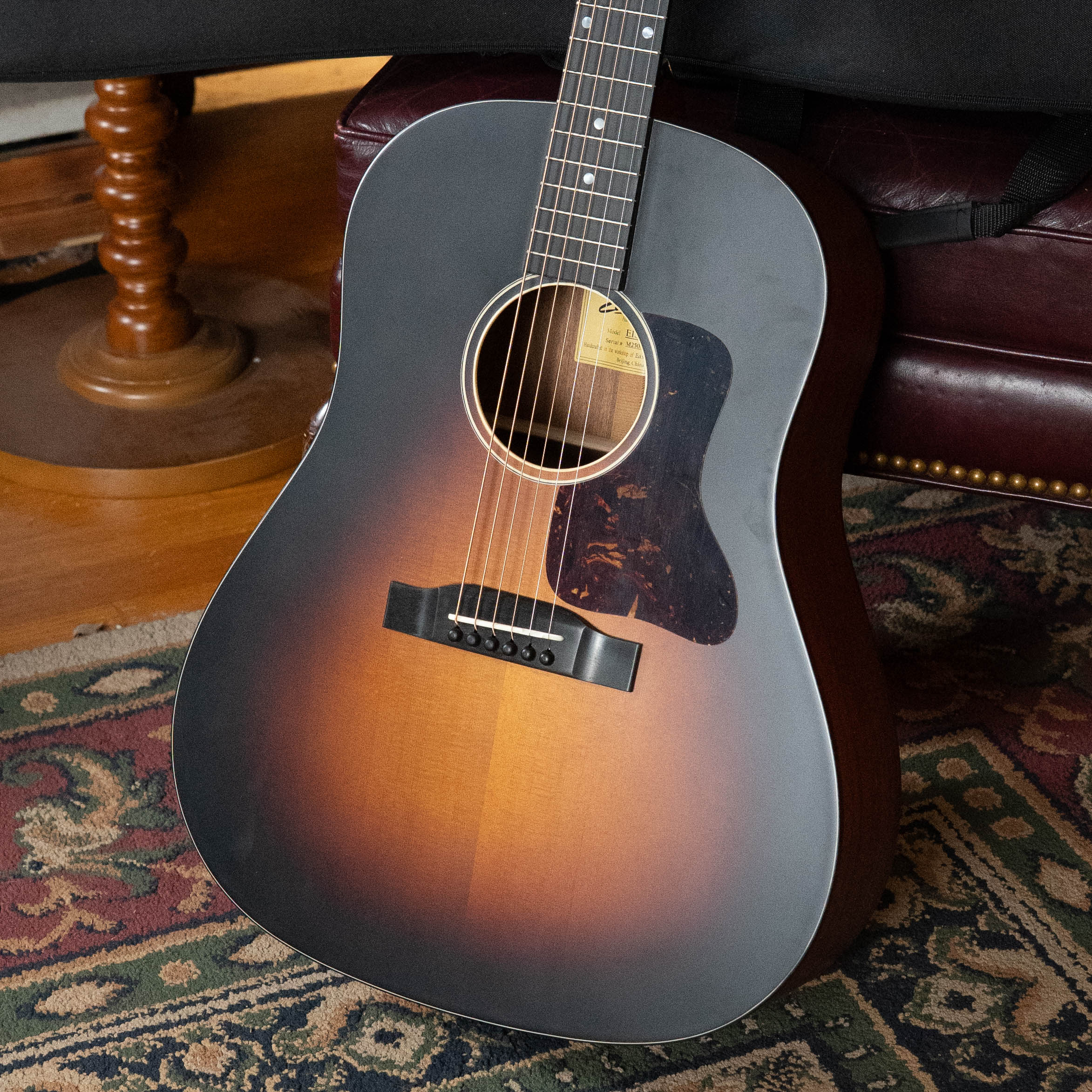 Eastman E1SS-SB Sitka/Sapele Sunburst Slope Shoulder Dreadnought Acoustic Guitar #8069