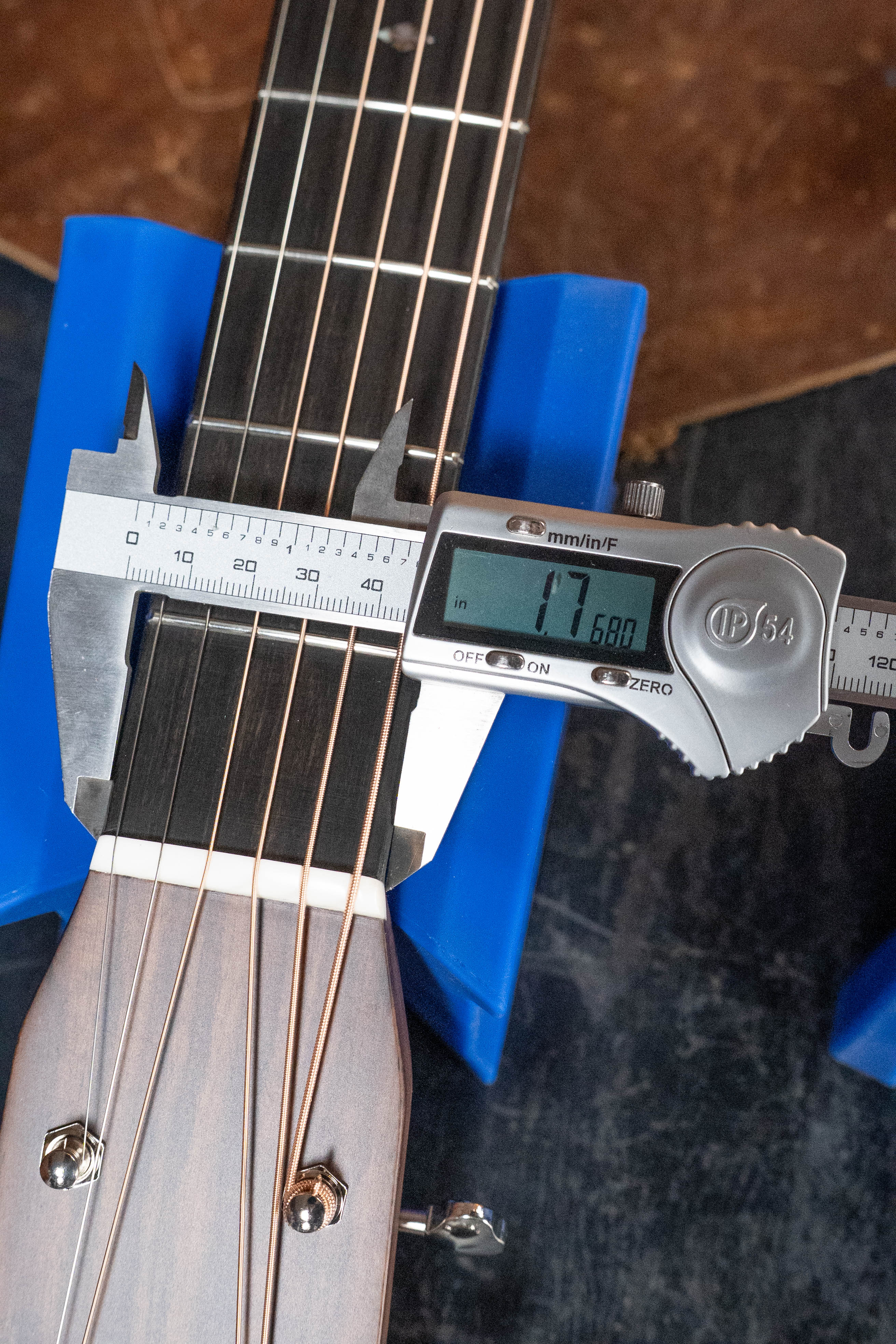 Eastman E20D-TC Thermo-Cured Adirondack/Rosewood Dreadnought Acoustic Guitar #2156