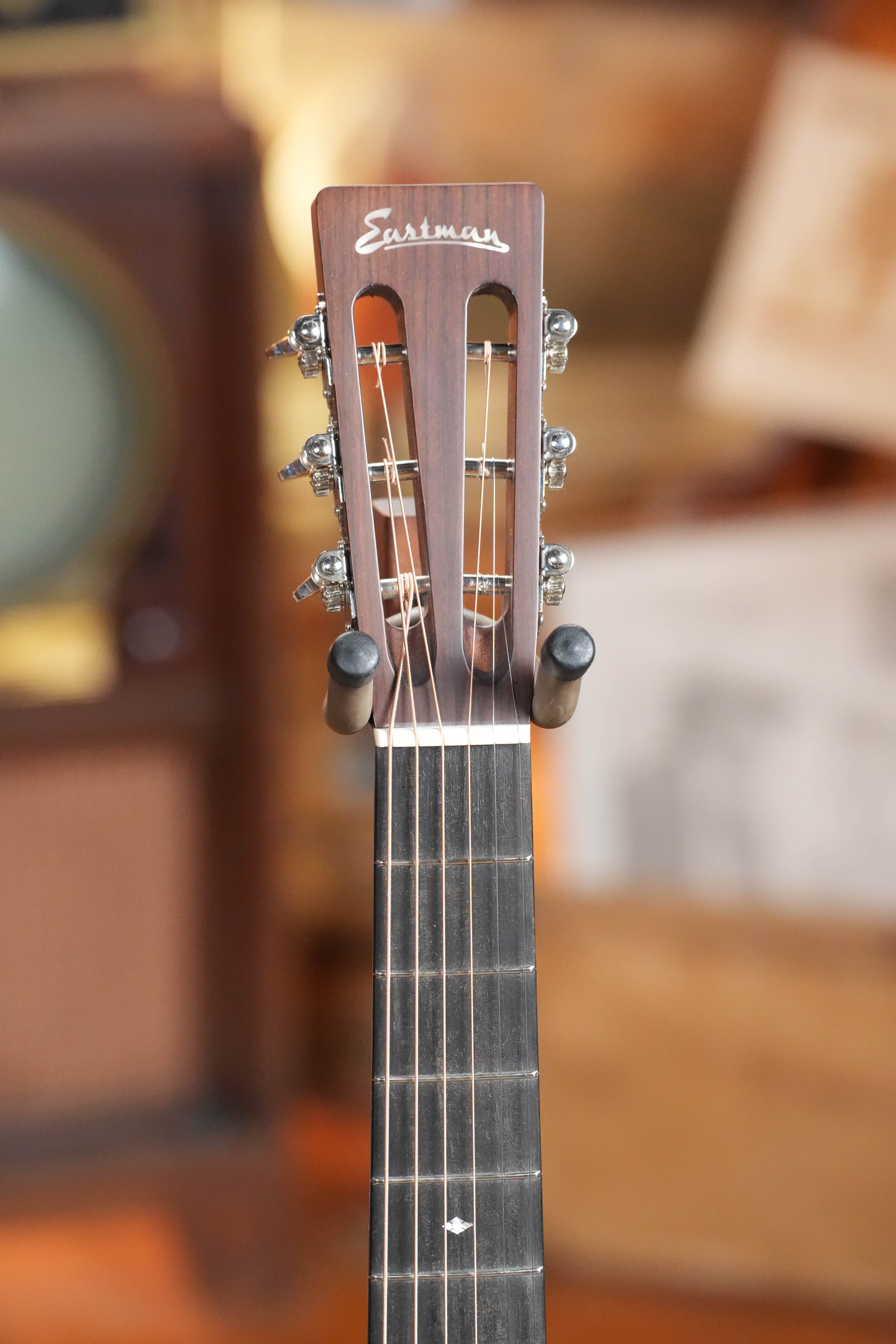 Eastman E20OO-TC-SB Thermo-Cured Adirondack/Rosewood Sunburst OO Acoustic Guitar #8110