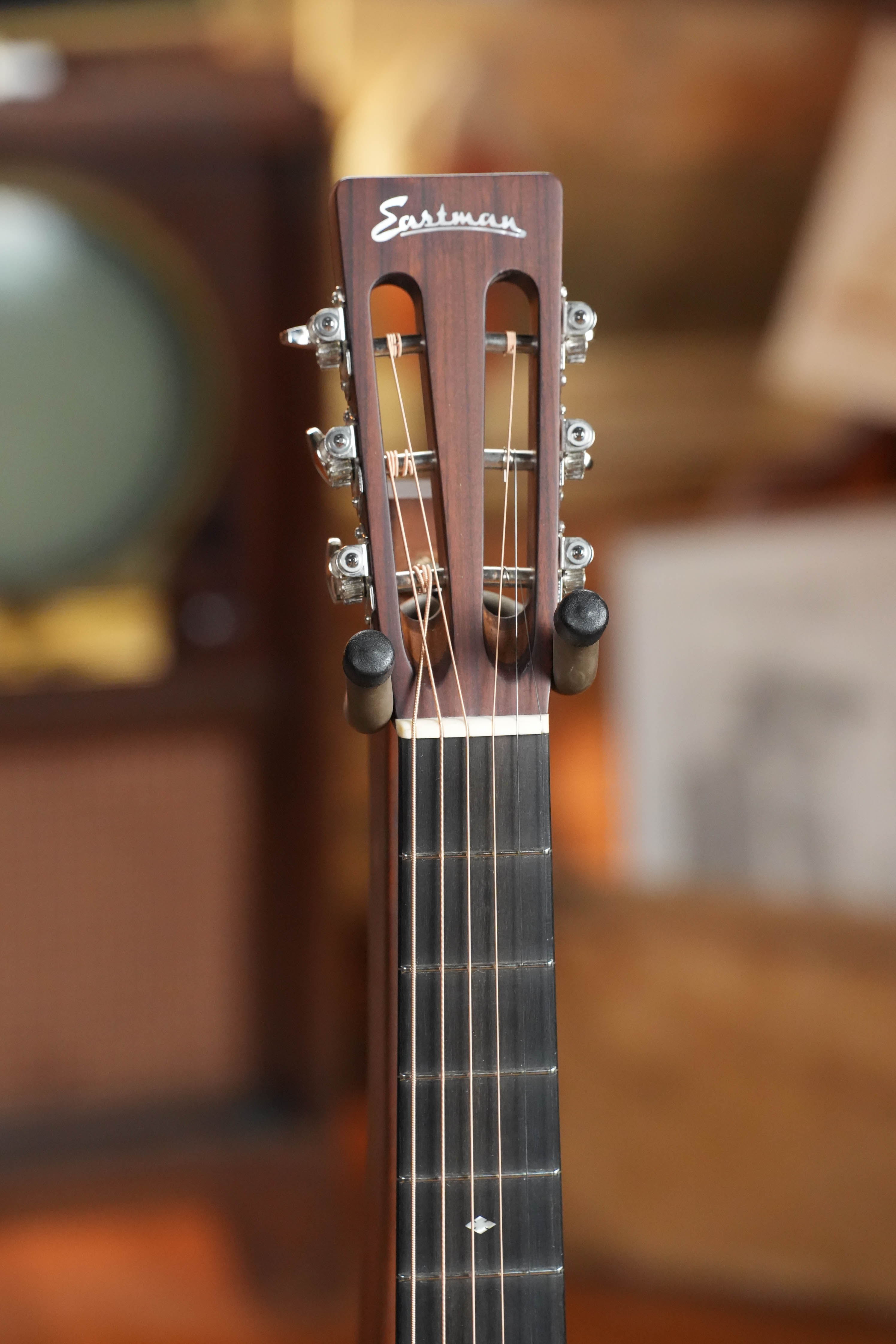 Eastman E20P Adirondack/Rosewood Thermo-Cured Parlor Acoustic Guitar #6758