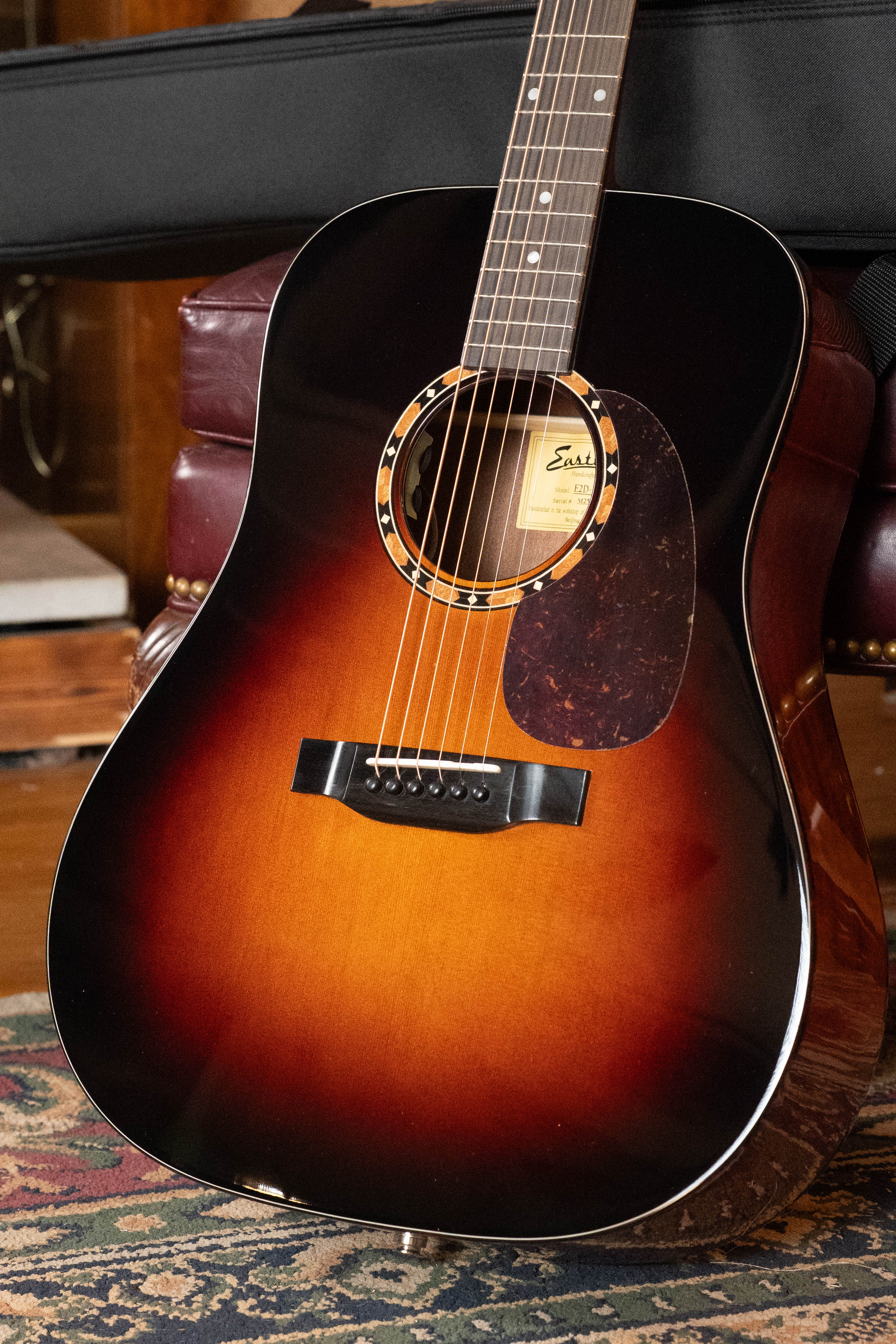 Eastman E2D-DLX-SB Cedar/Sapele Sunburst Dreadnought Guitar w/Fishman Pickup #5778