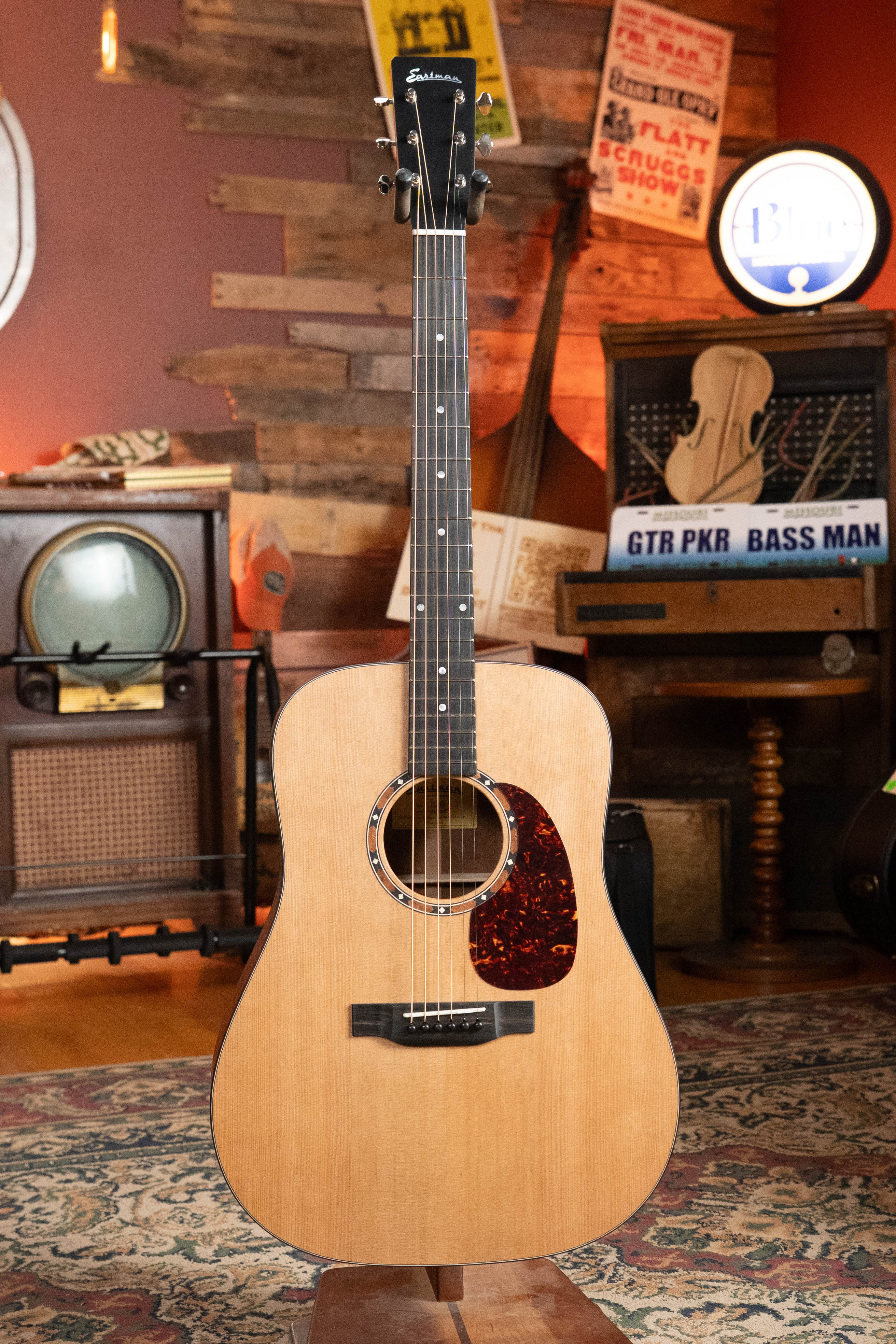 Eastman E2D Cedar/Sapele Dreadnought Acoustic Guitar #6419