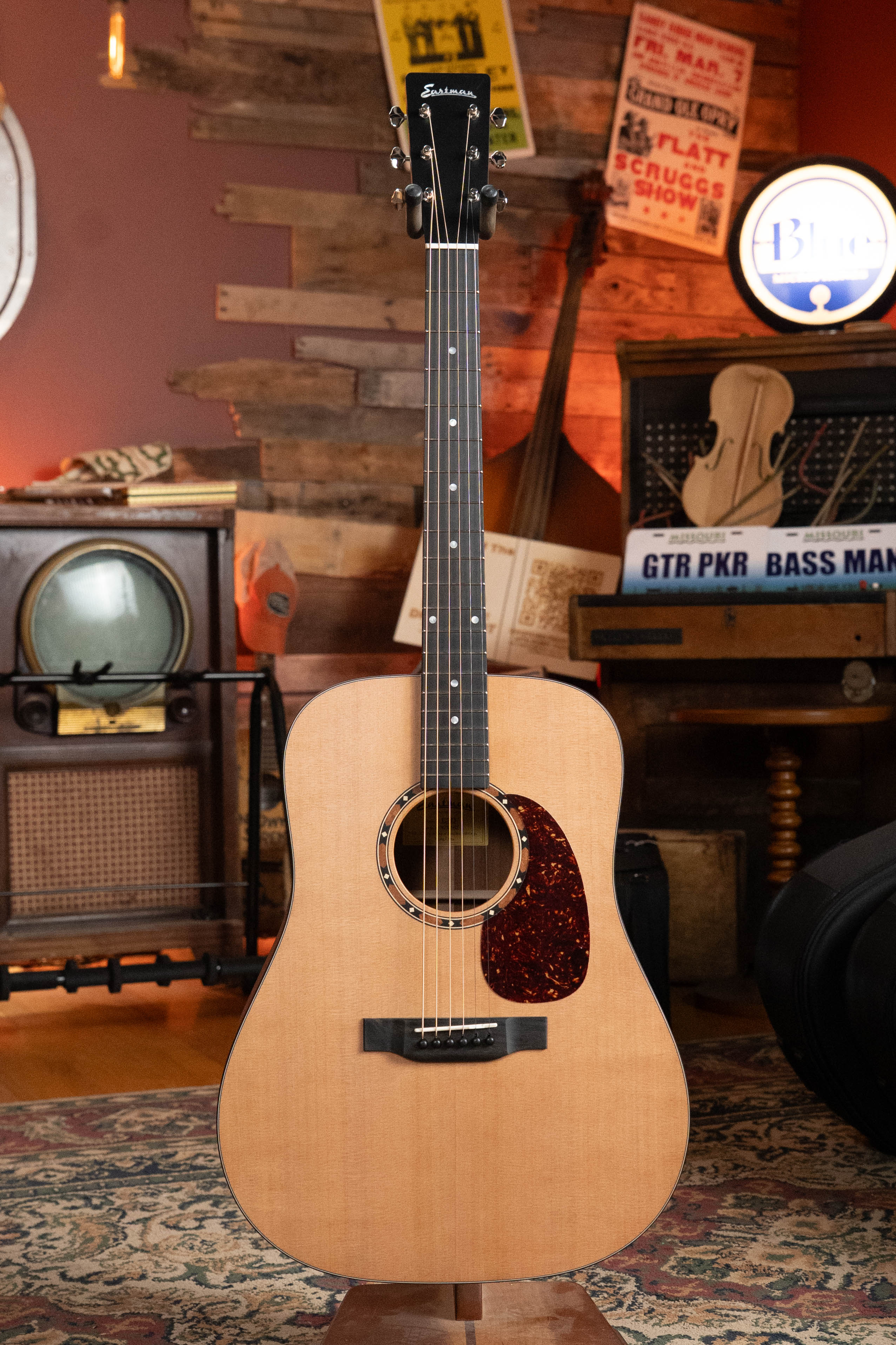 Eastman E2D Cedar/Sapele Dreadnought Acoustic Guitar #6427