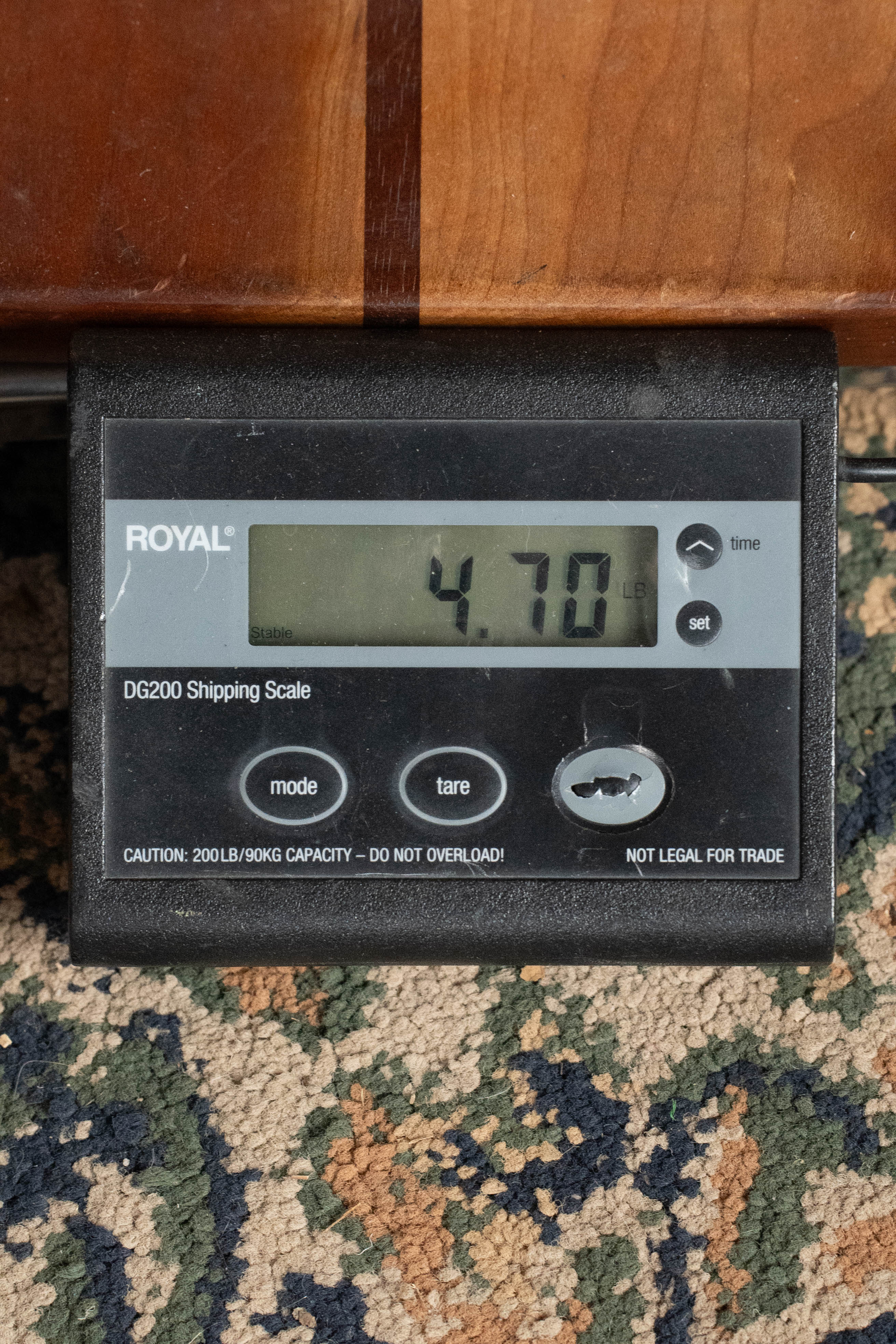 Eastman E2OM-DLX-SB Cedar/Sapele Sunburst Guitar w/Fishman Pickup #4928