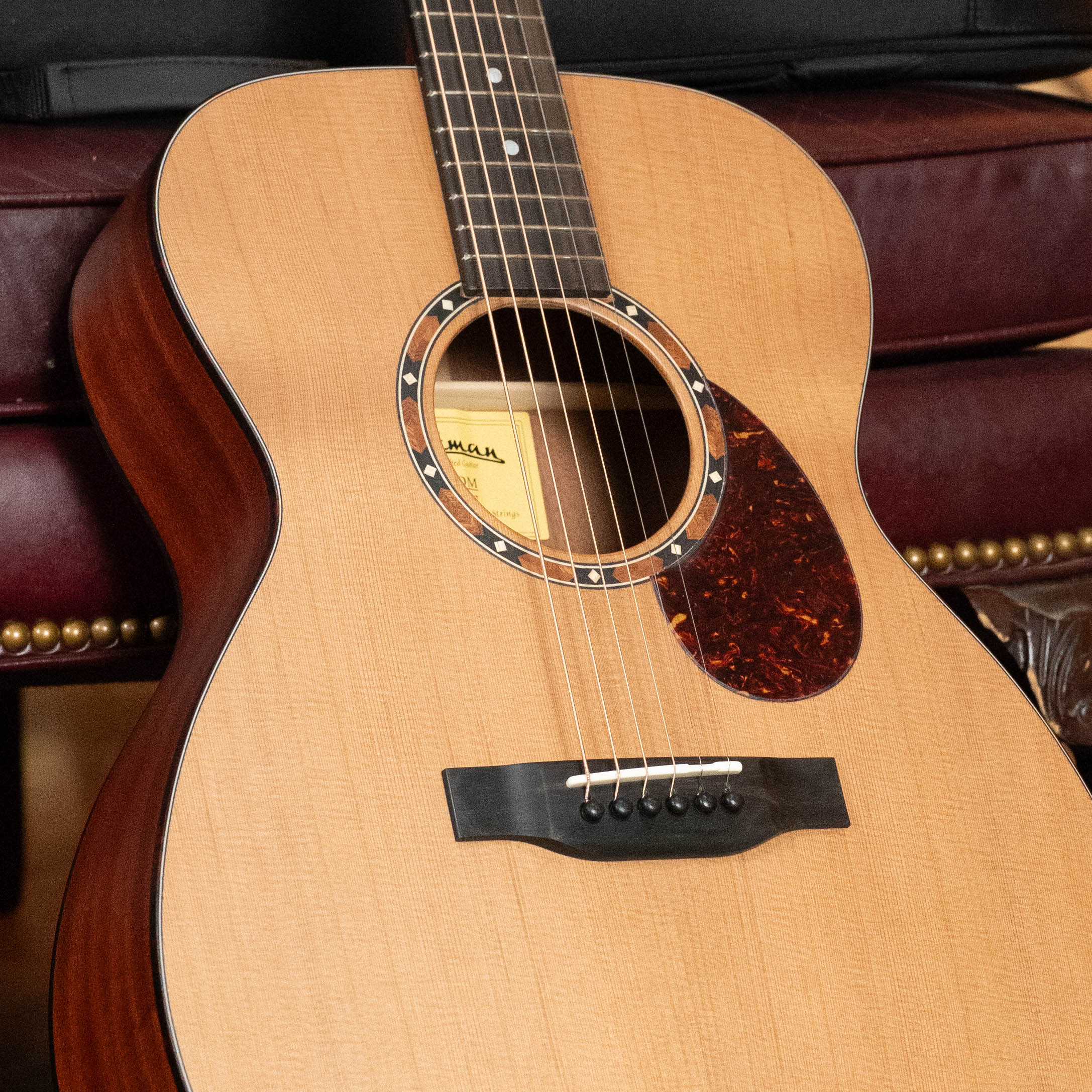 Eastman E2OM Cedar/Sapele Orchestra Model Acoustic Guitar #9007