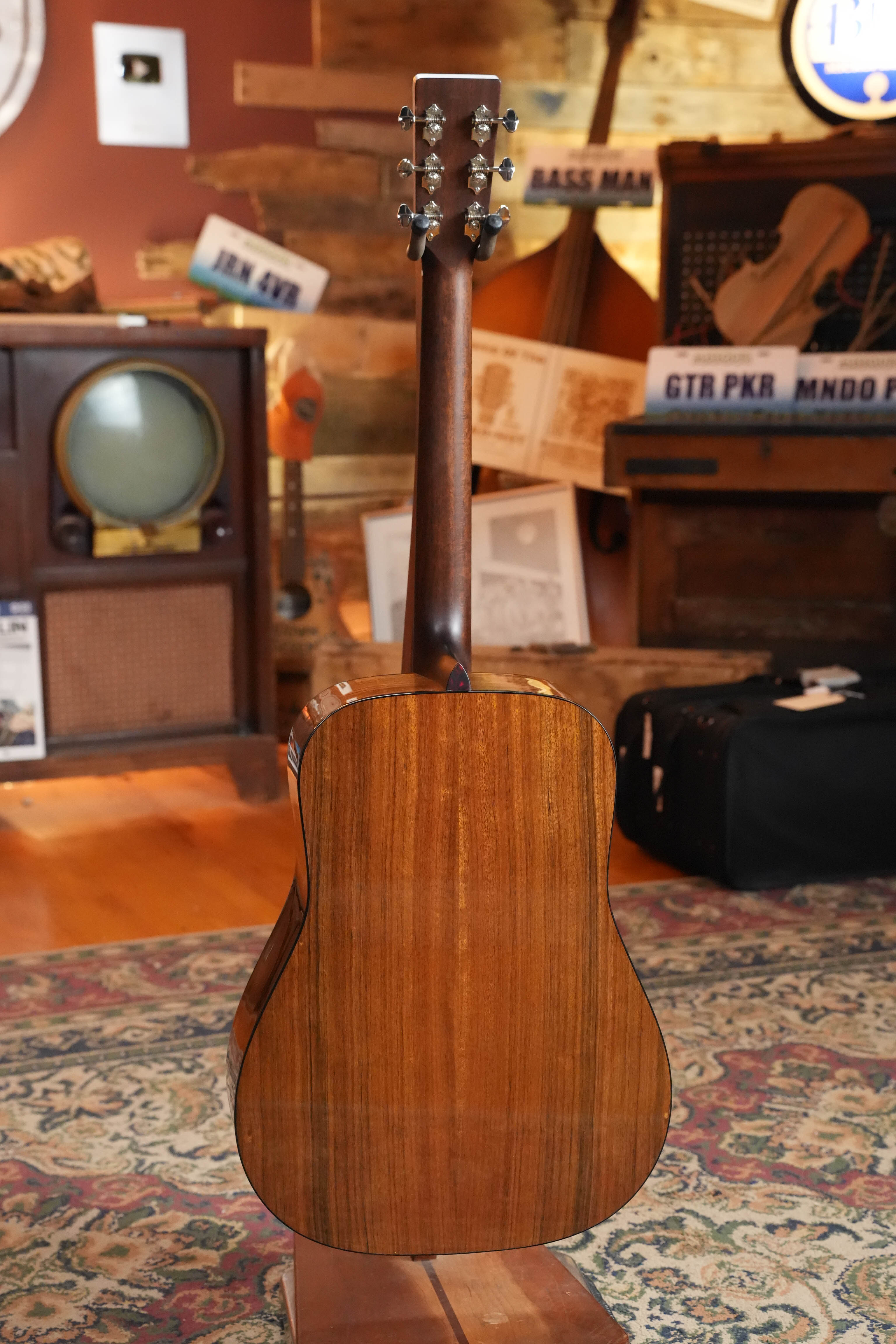 Eastman E3D-DLX Thermo-Cured Sitka/ Ovangkol Dreadnought Guitar w/Pickup #0214
