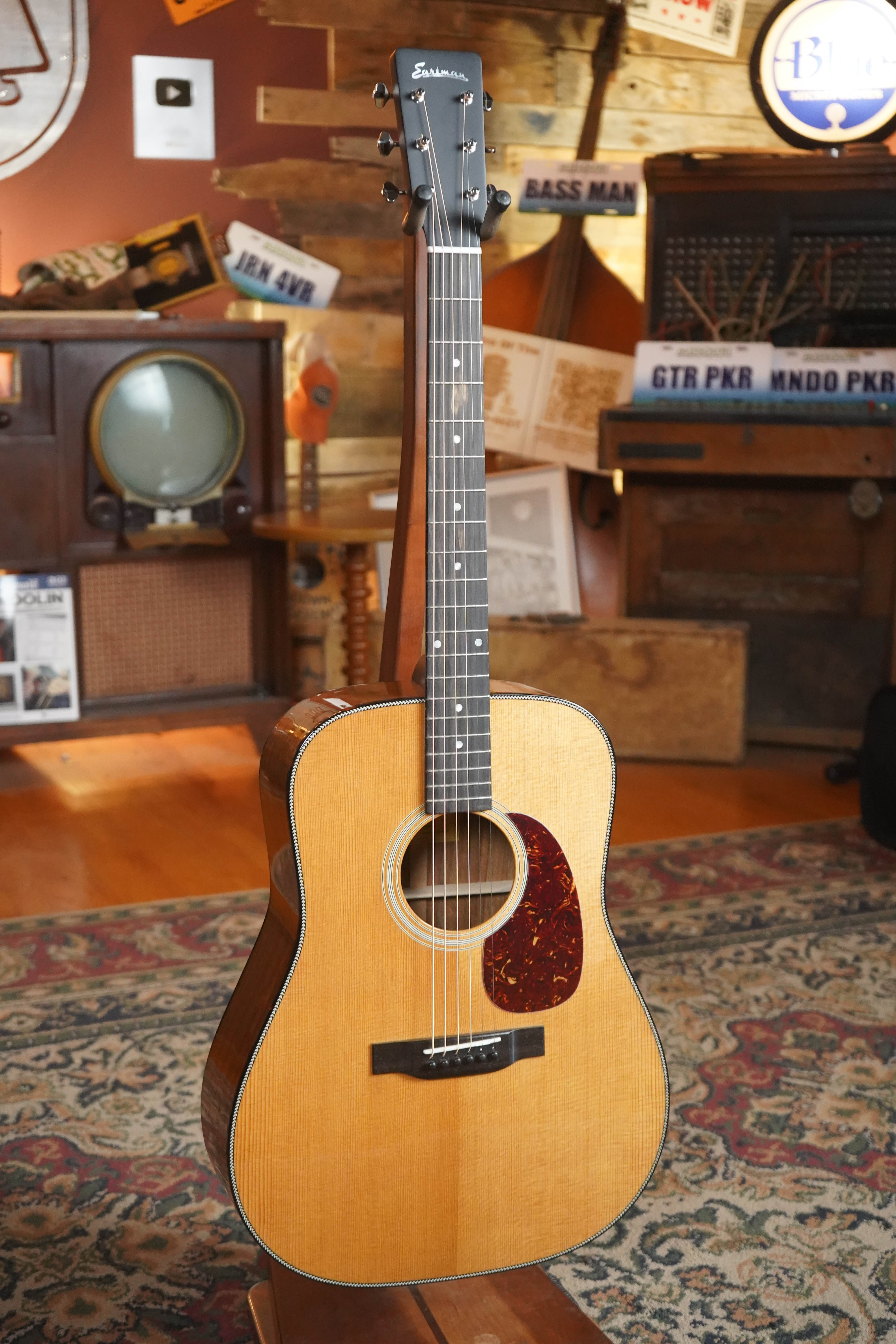 Eastman E3D-DLX Thermo-Cured Sitka/ Ovangkol Dreadnought Guitar w/Pickup #9188