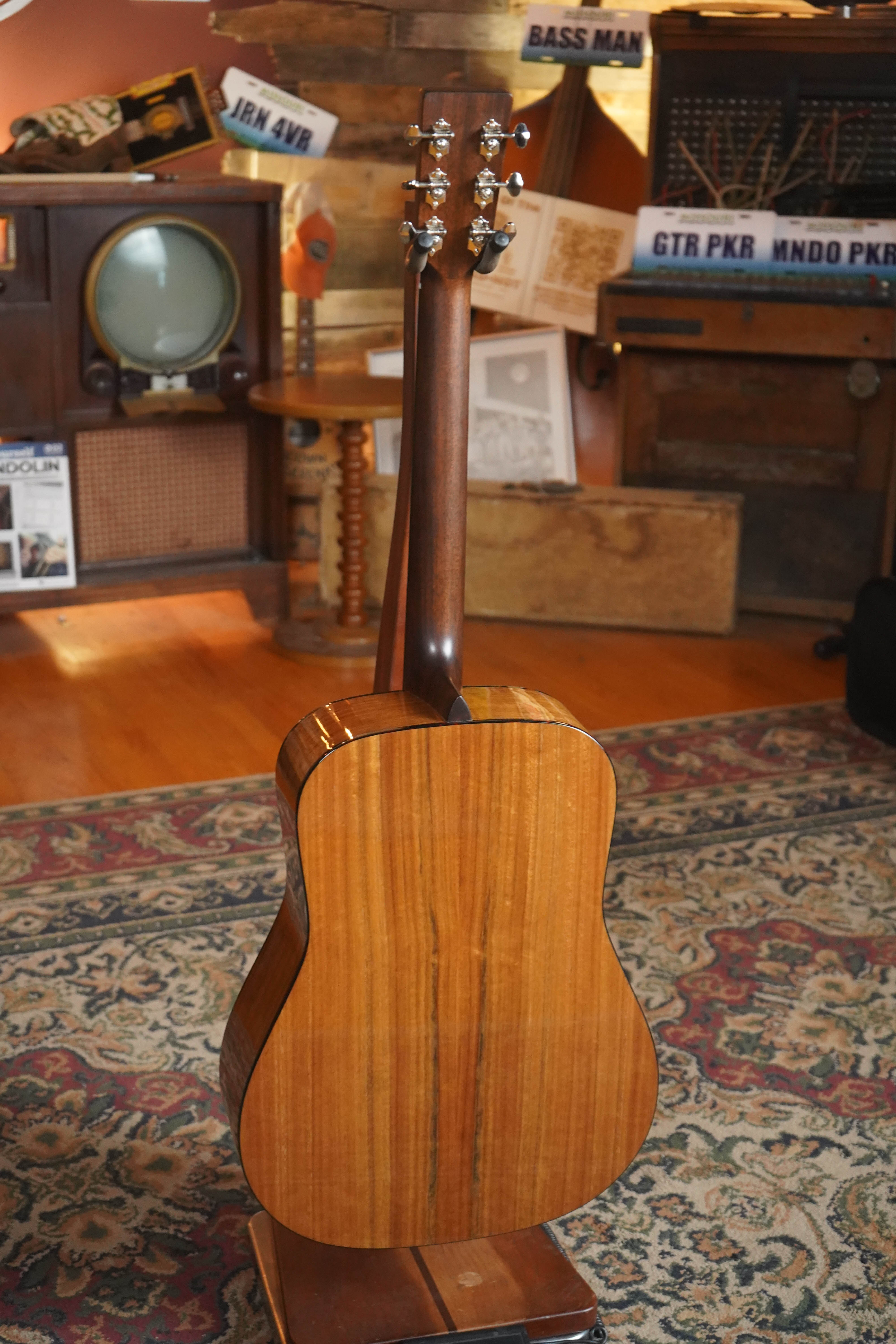 Eastman E3D-DLX Thermo-Cured Sitka/ Ovangkol Dreadnought Guitar w/Pickup #9188