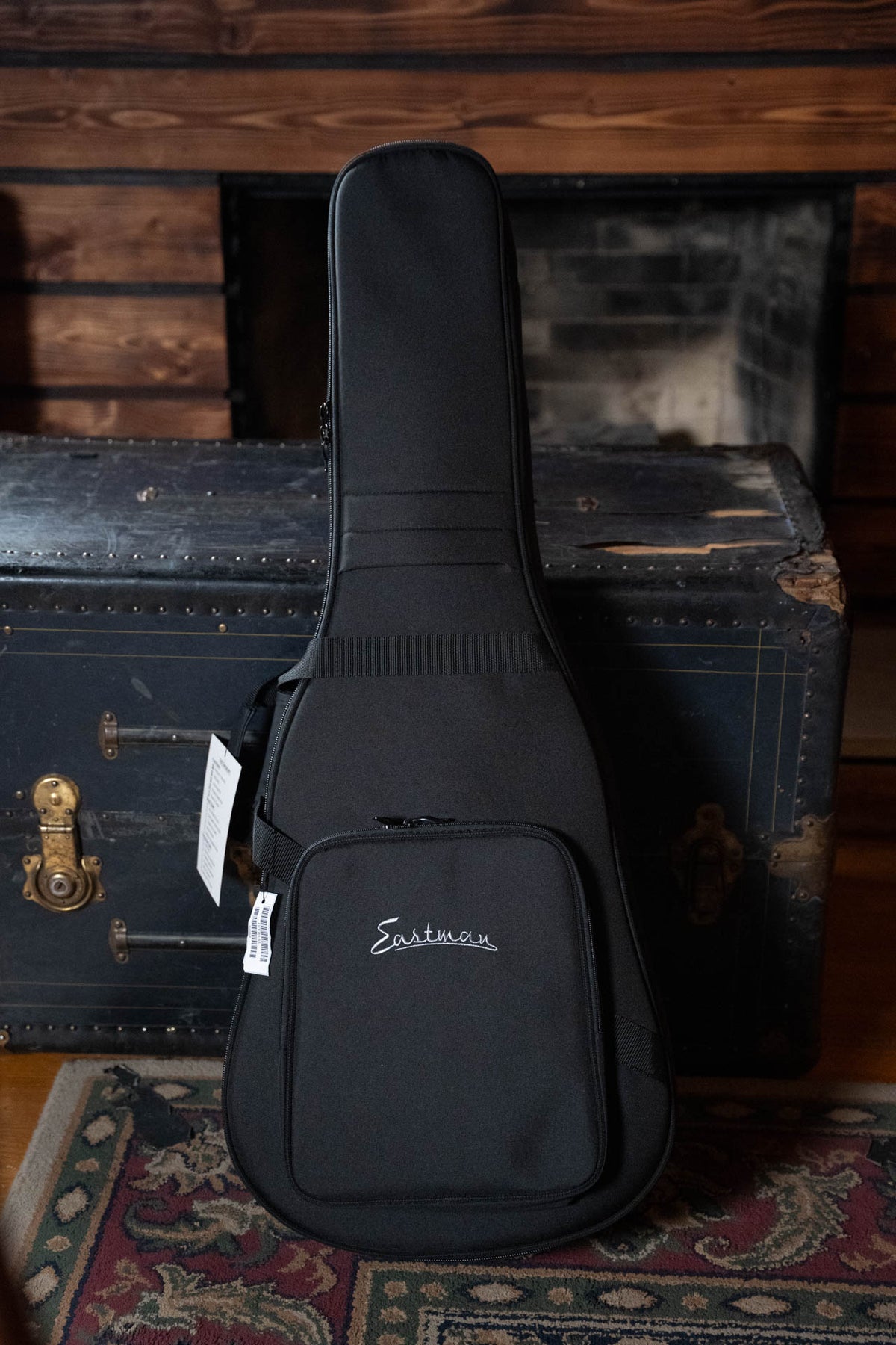 Eastman E3OM-DLX Gloss Thermo-Cured Orchestra Model Acoustic-Electric Guitar #7609