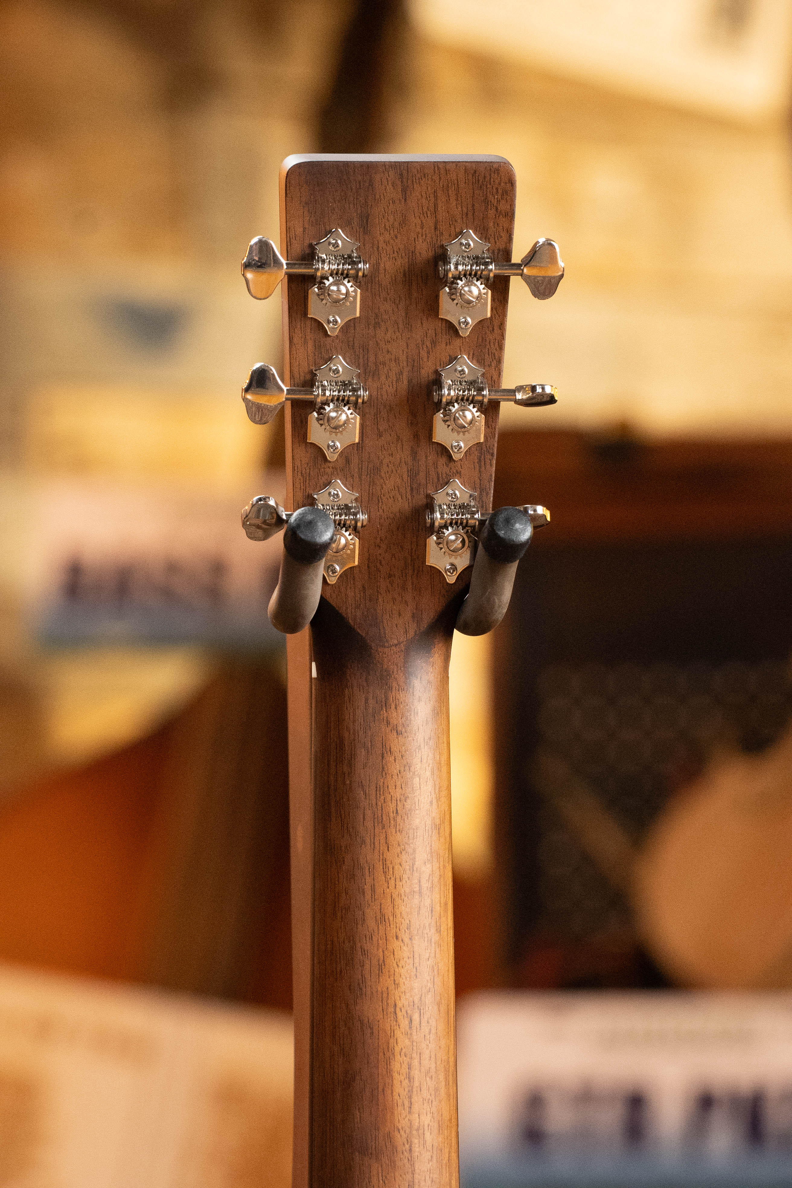 Eastman E3OME Sitka/Ovangkol Acoustic Guitar w/ Fishman Pickup #2033