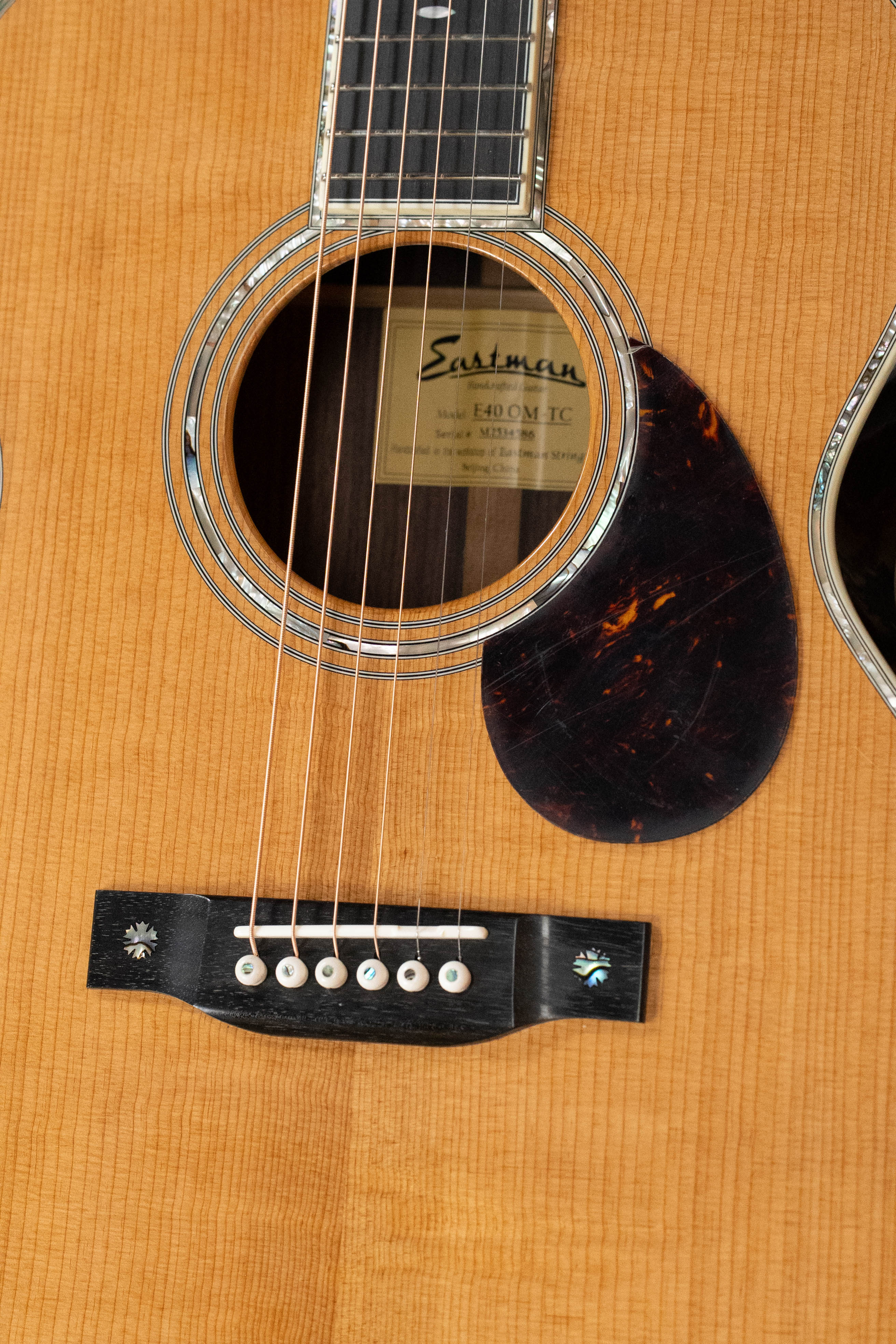 Eastman E40OM-TC AAA Grade Thermo-cured Adirondack/Rosewood Orchestra Model Acoustic Guitar #4586
