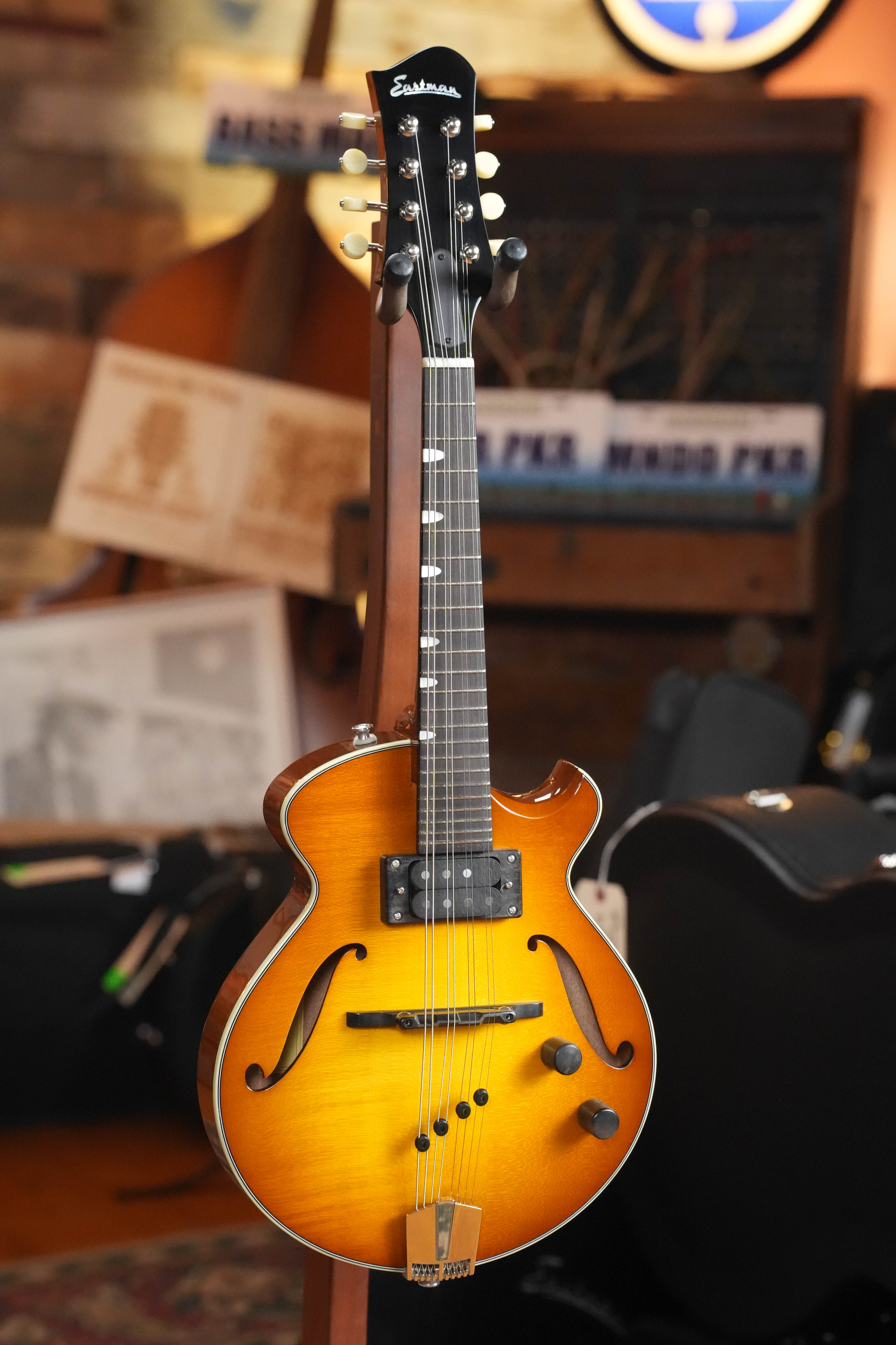 Eastman ER-M-GB Goldburst El Rey Mandolin #0211