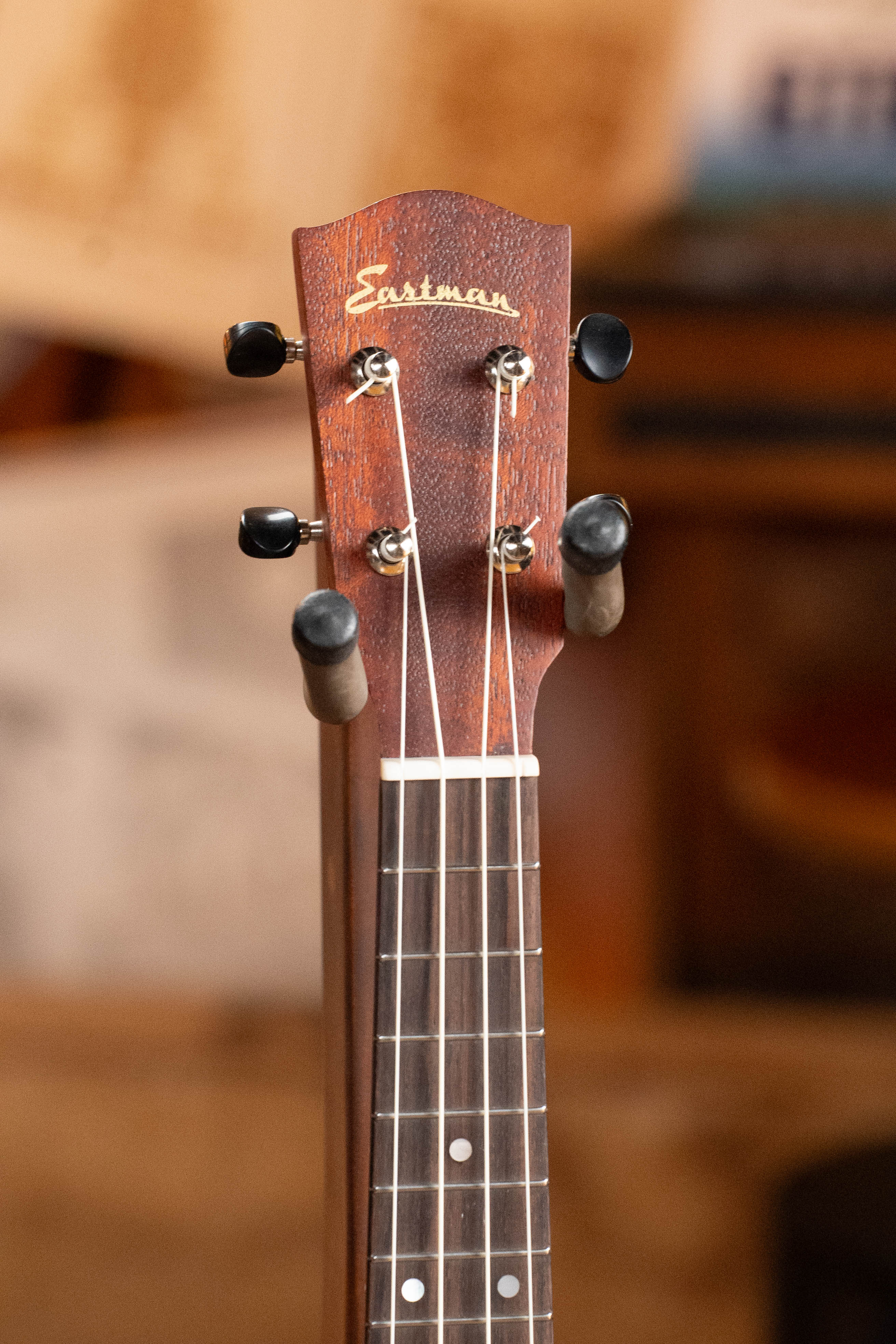 Eastman EU1-C Sitka/Ovangkol Concert Ukulele #6494