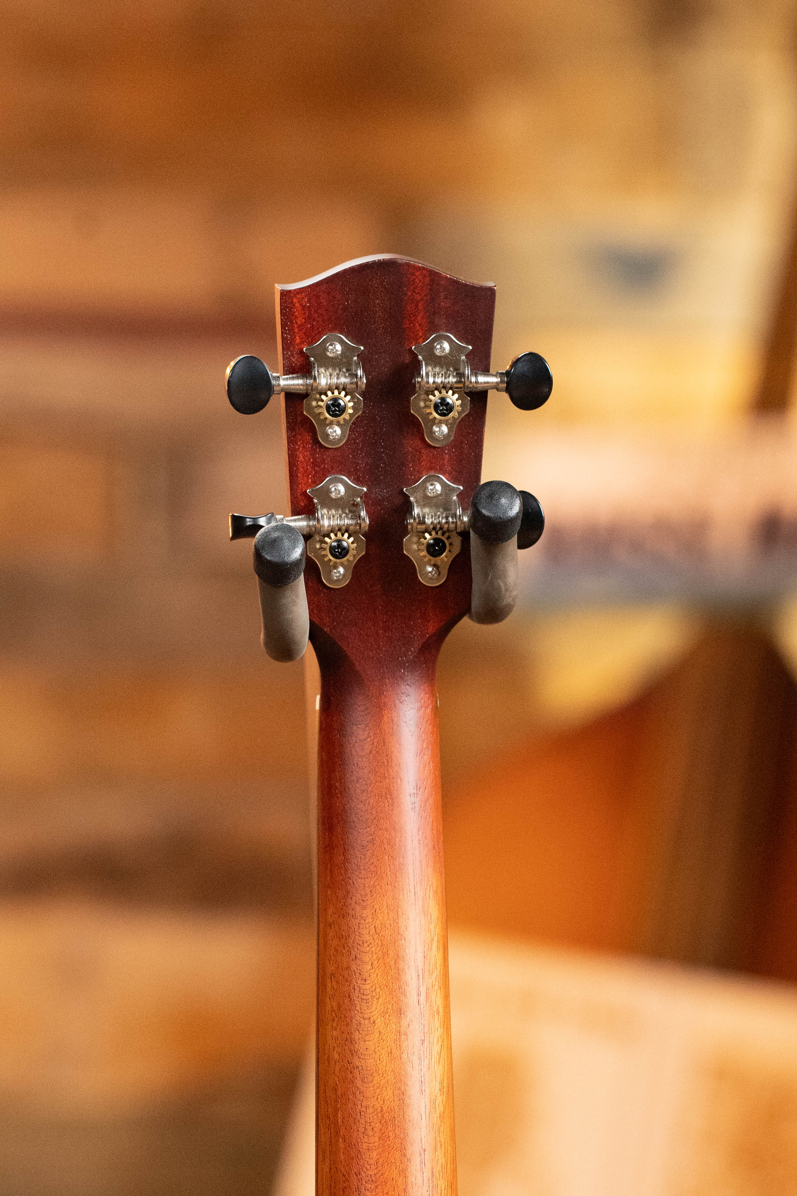 Eastman EU1-T All Solid Mahogany Tenor Ukulele #5150