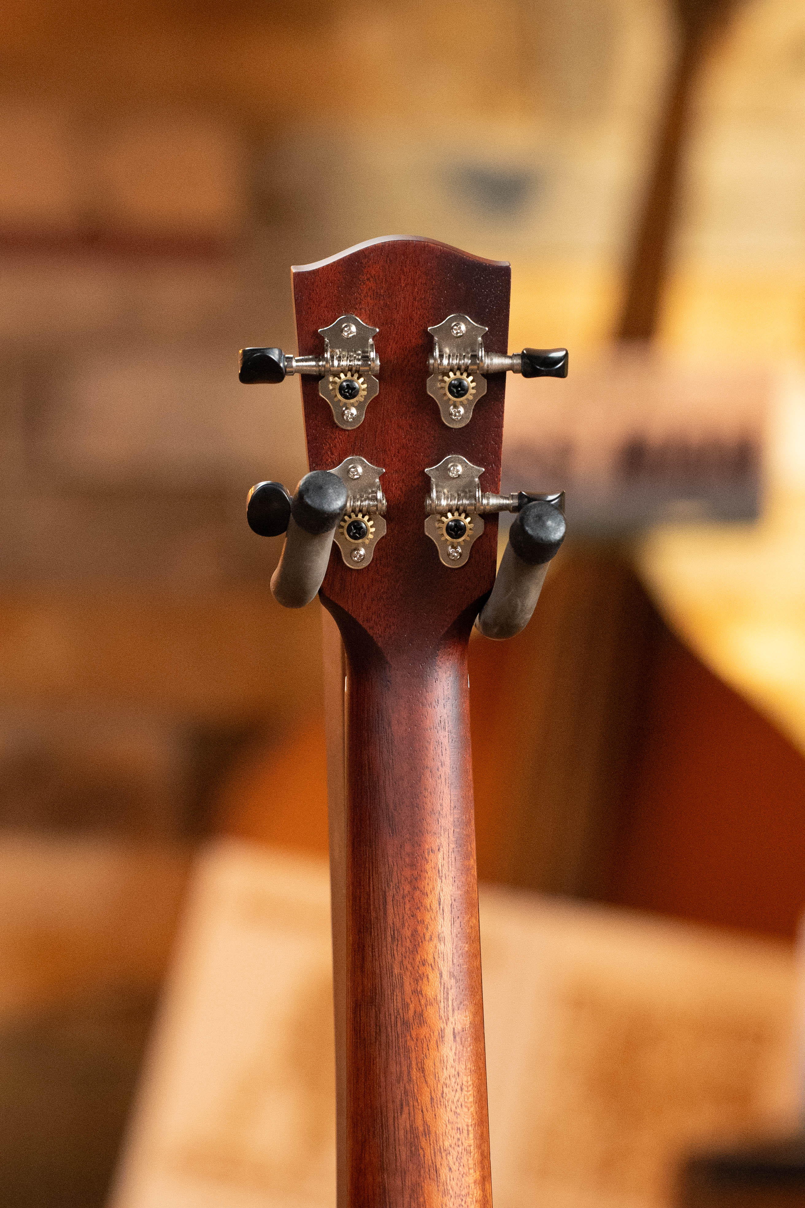 Eastman EU1-T All Solid Mahogany Tenor Ukulele #6546