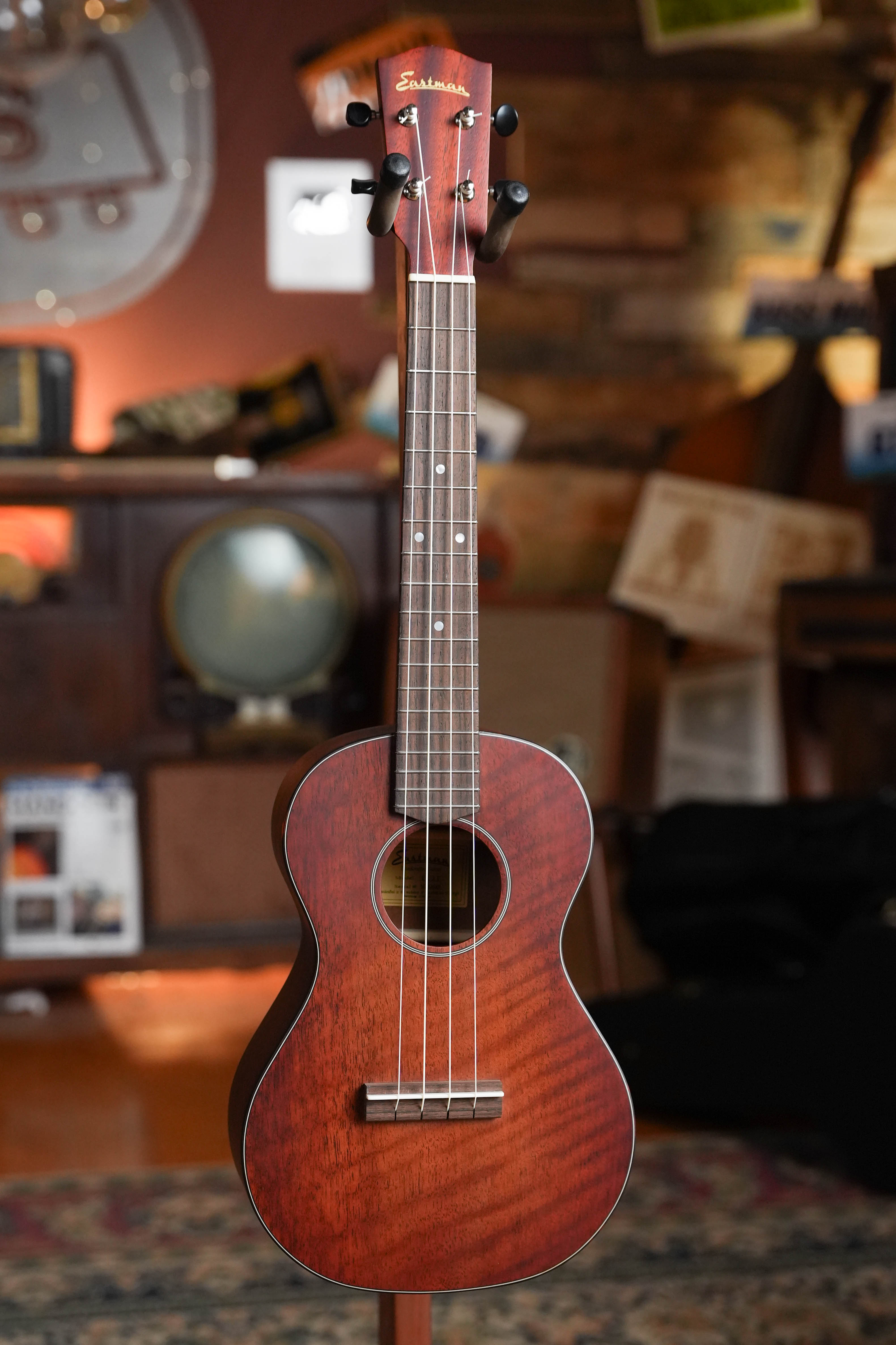 Eastman EU1-T Tenor Ukulele #6351
