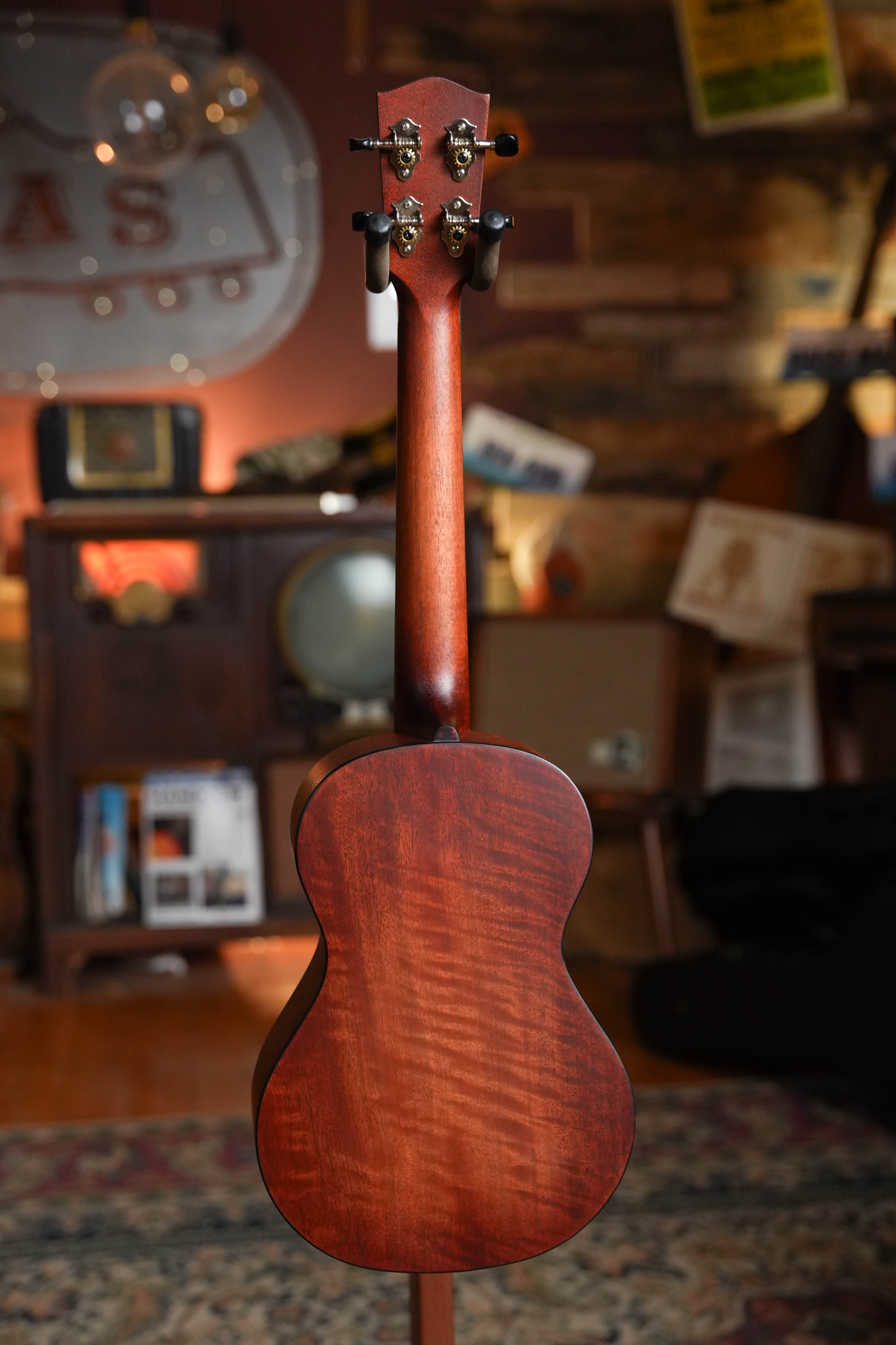 Eastman EU1-T Tenor Ukulele #6352
