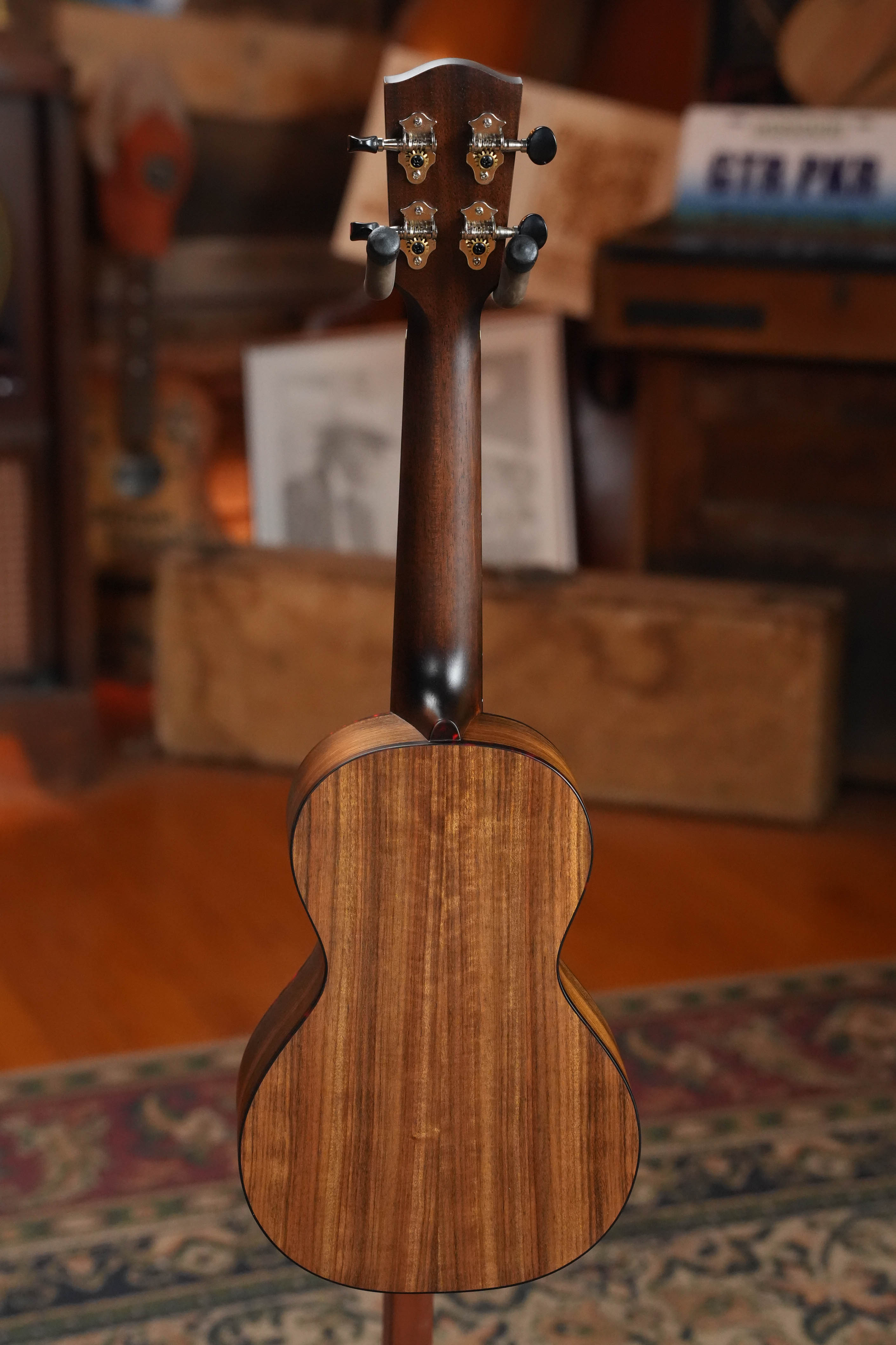 Eastman EU2-C Sitka/Ovangkol Concert Ukulele #6789