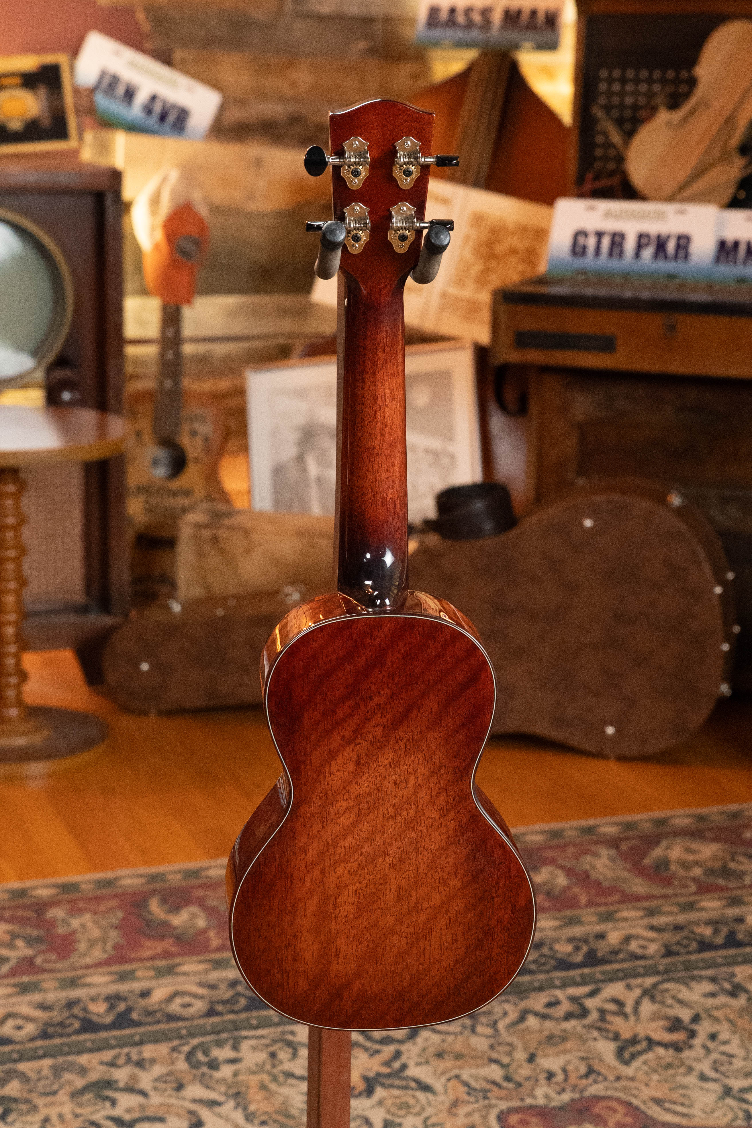 Eastman EU3-C All Mahogany Concert Ukulele #8258
