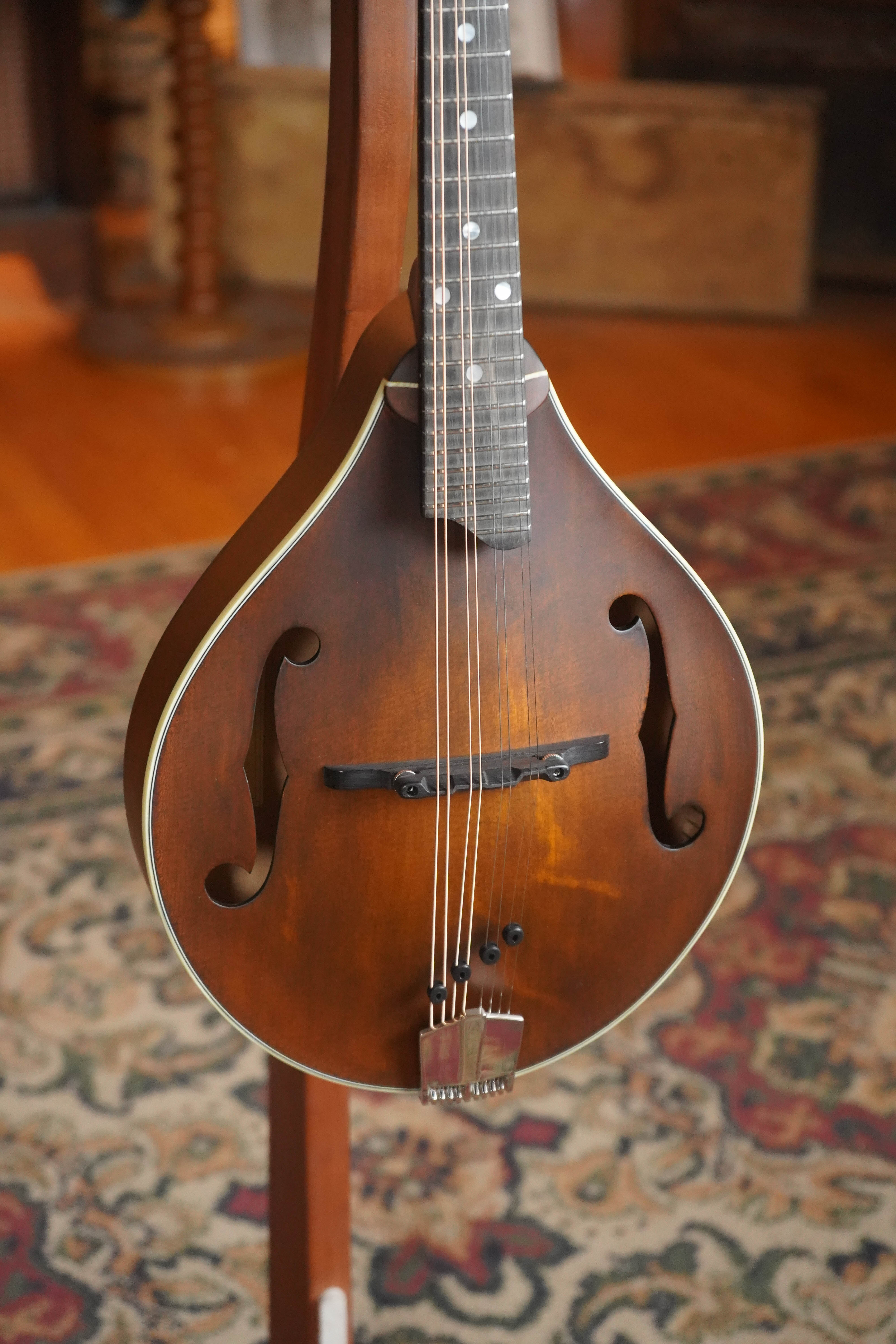 Eastman MD305 A-Style Hand-Carved Mandolin #1334