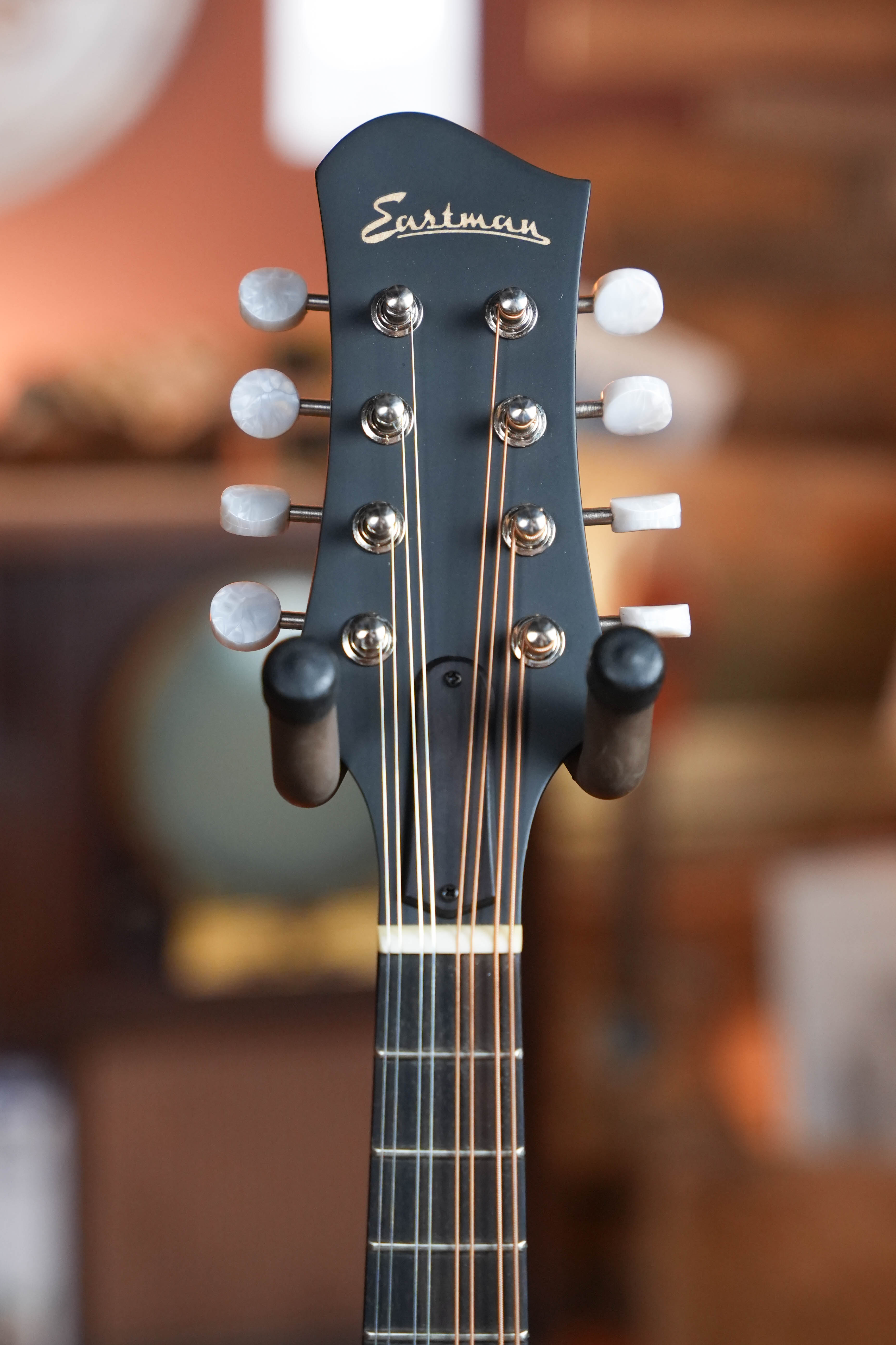 Eastman MD305L Left-Handed Spruce/Maple A-Style Hand-Carved Mandolin #4951